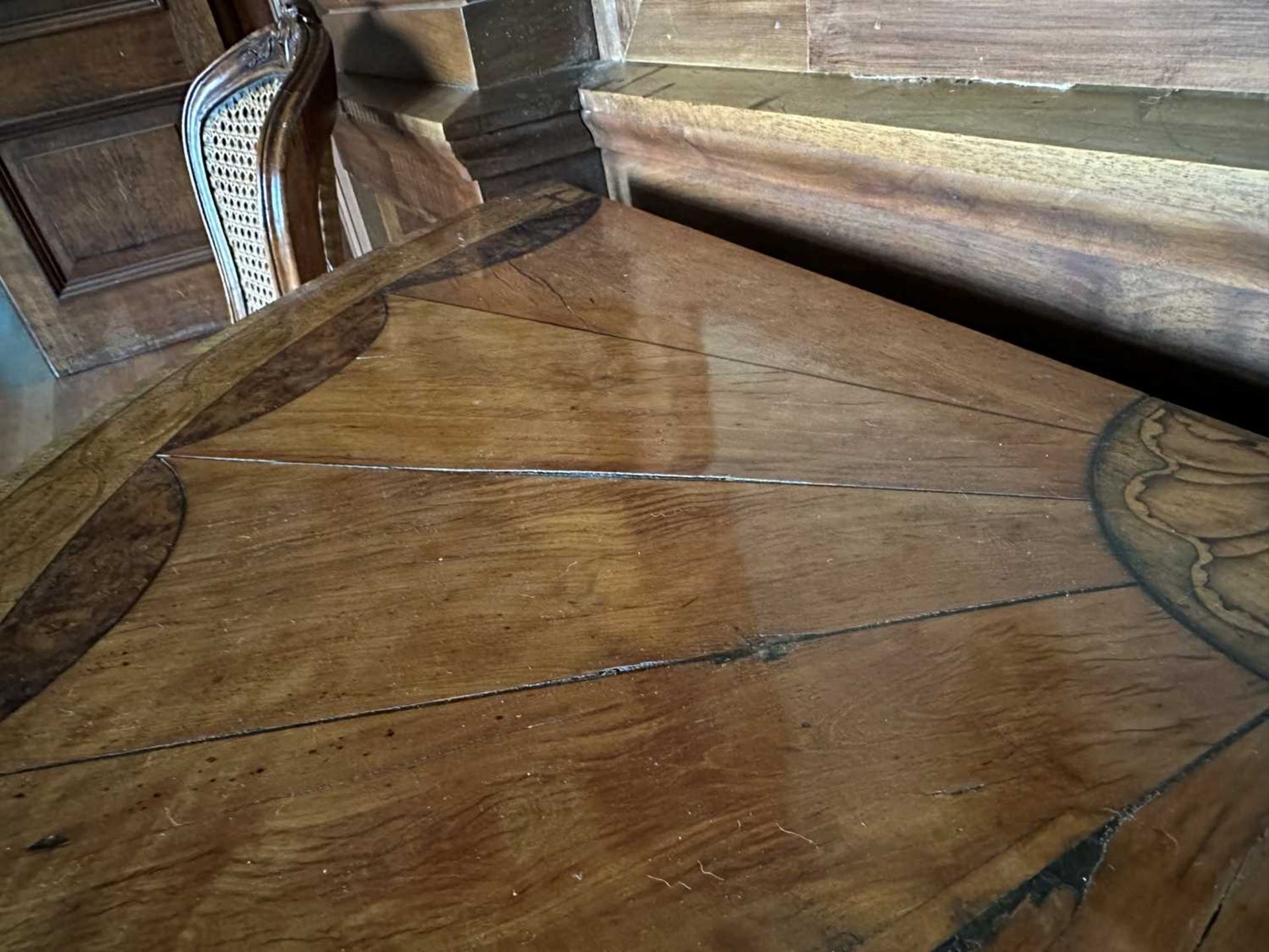 ☘ A George III satinwood card table with semi-elliptical top, - Bild 14 aus 16
