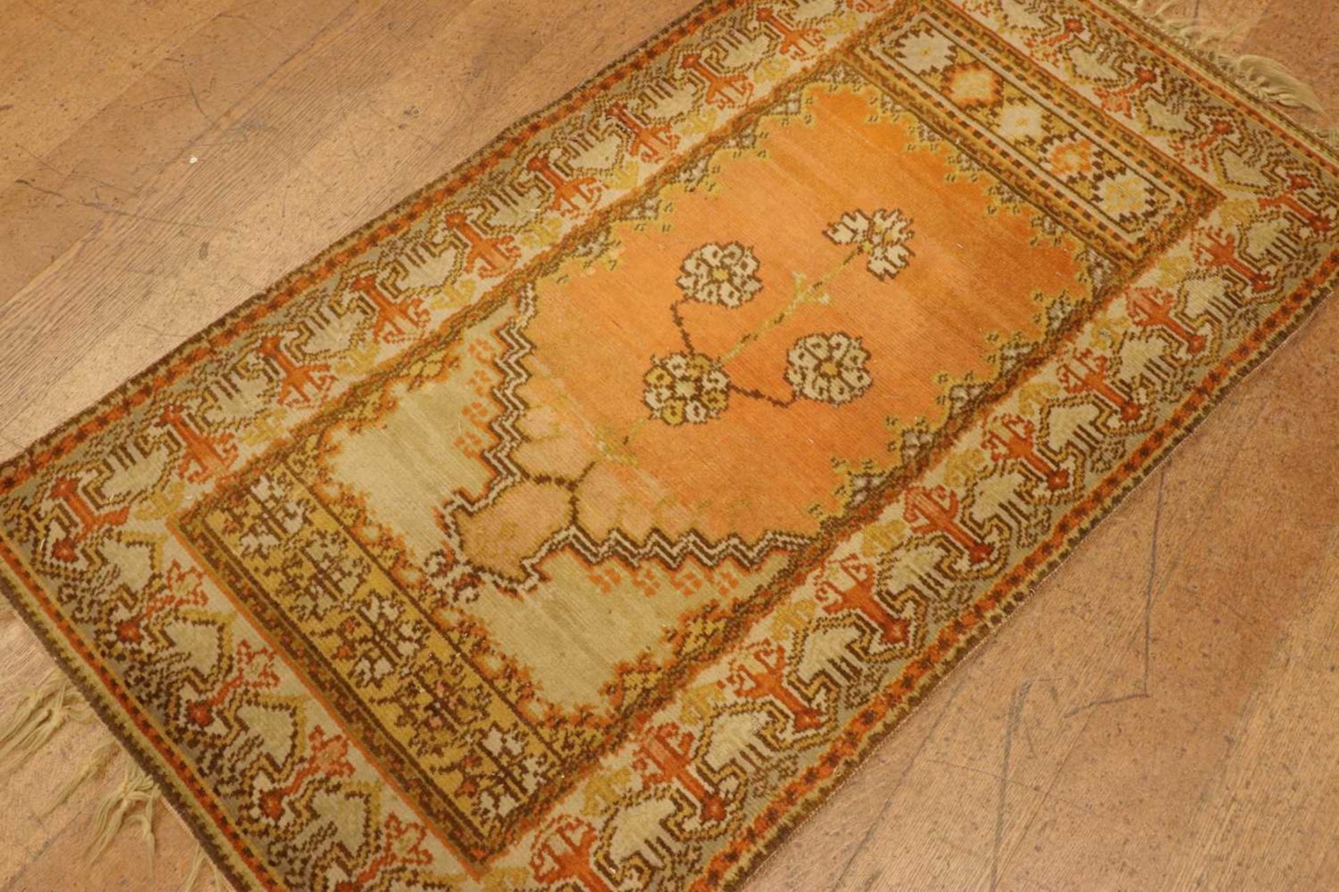 ☘ A group of three rugs, - Image 16 of 16