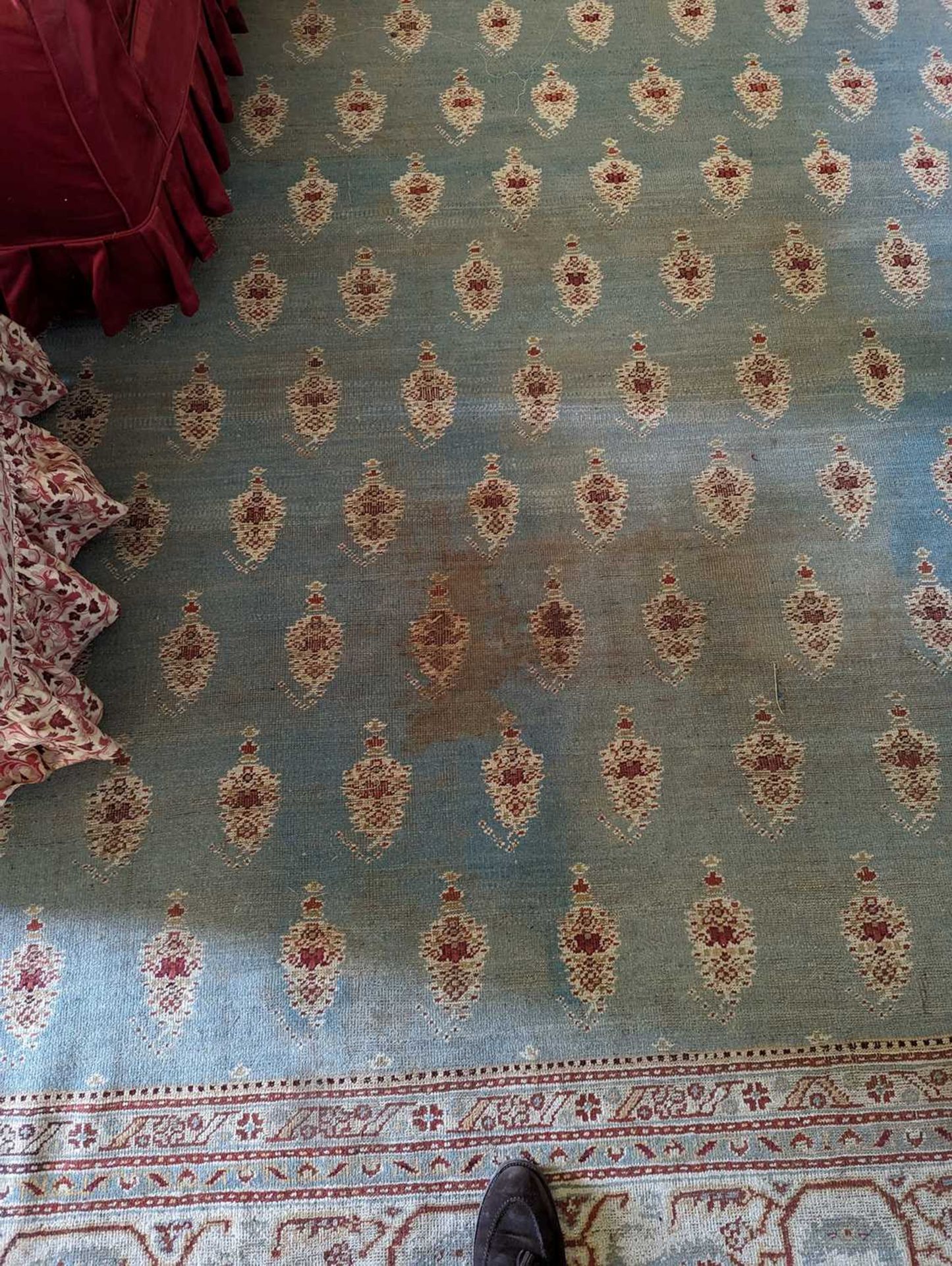 ☘ A large blue Amritsar carpet, - Image 34 of 38