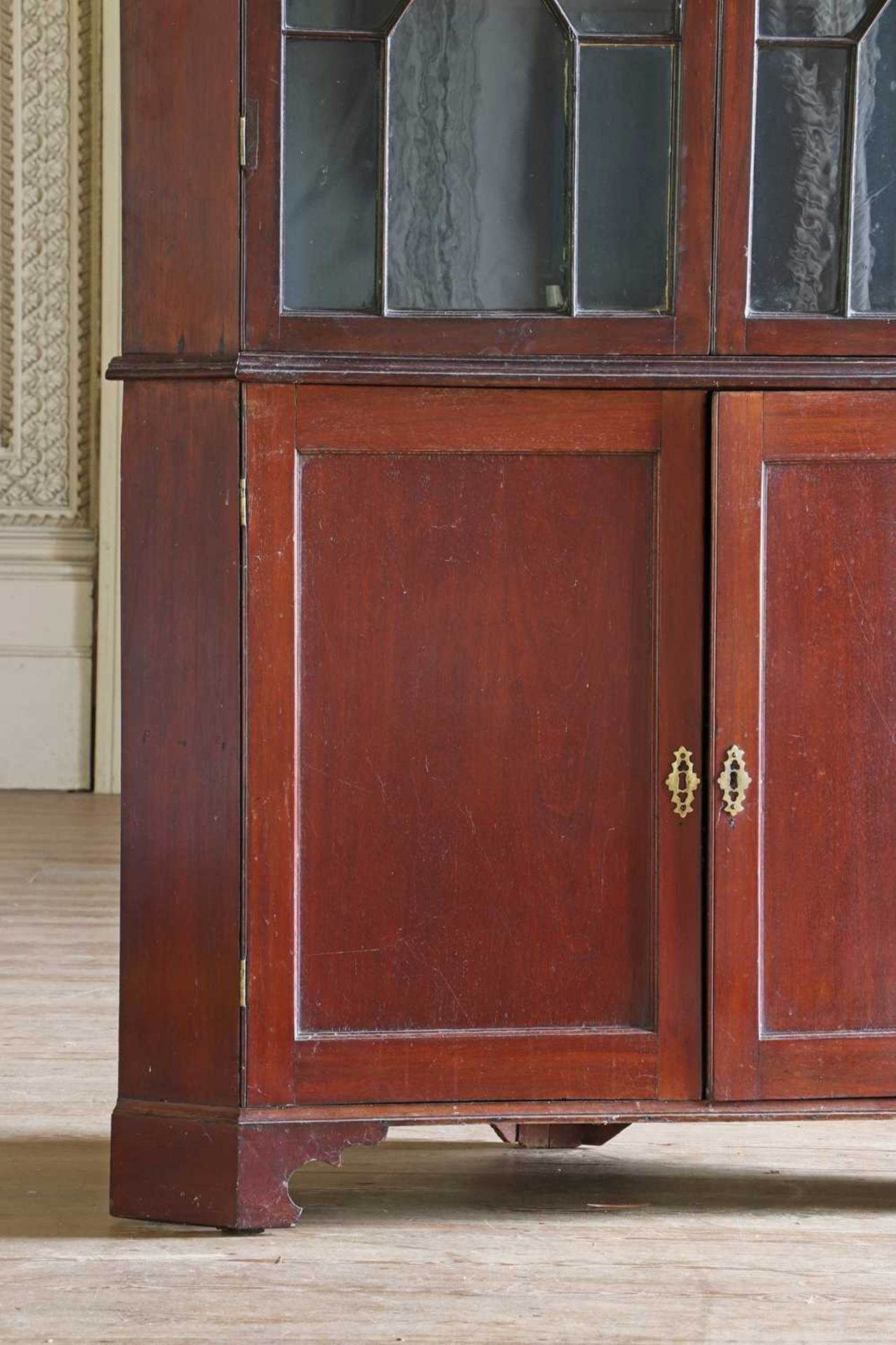 ☘ A George III mahogany standing corner cupboard, - Image 2 of 6