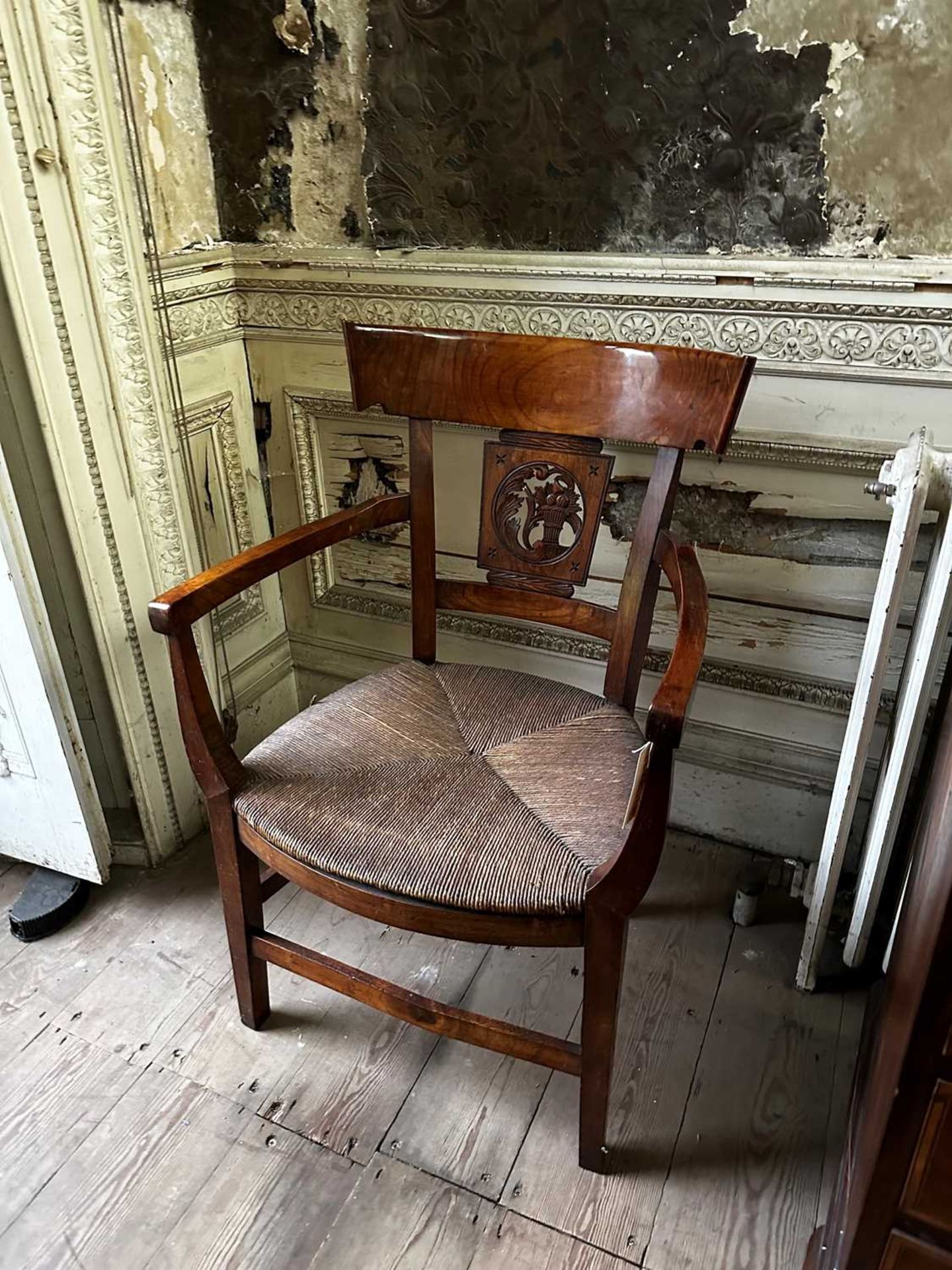 ☘ A set of four Biedermeier walnut bar-back armchairs, - Bild 25 aus 26