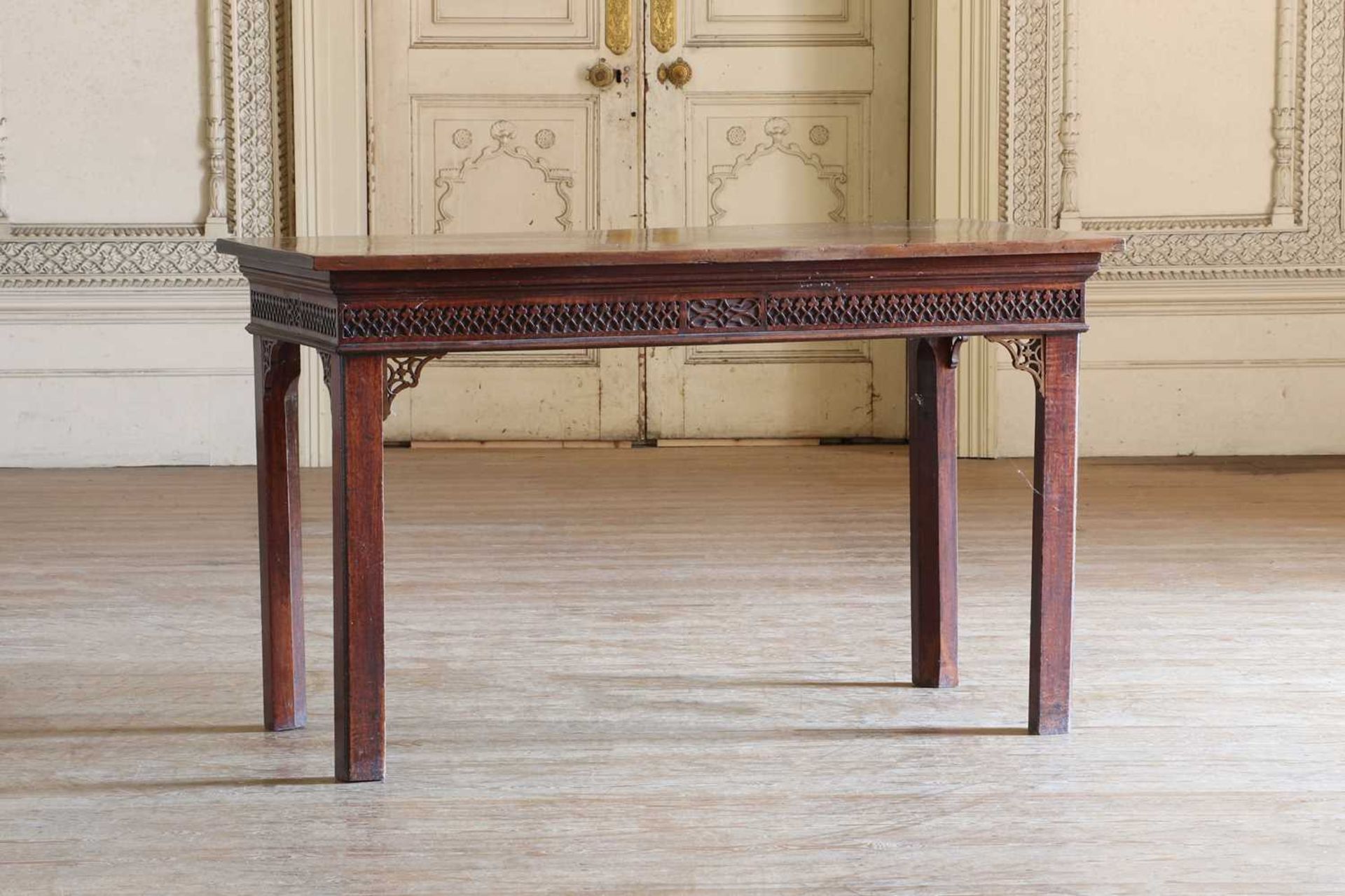 A George III mahogany serving table, - Bild 5 aus 9