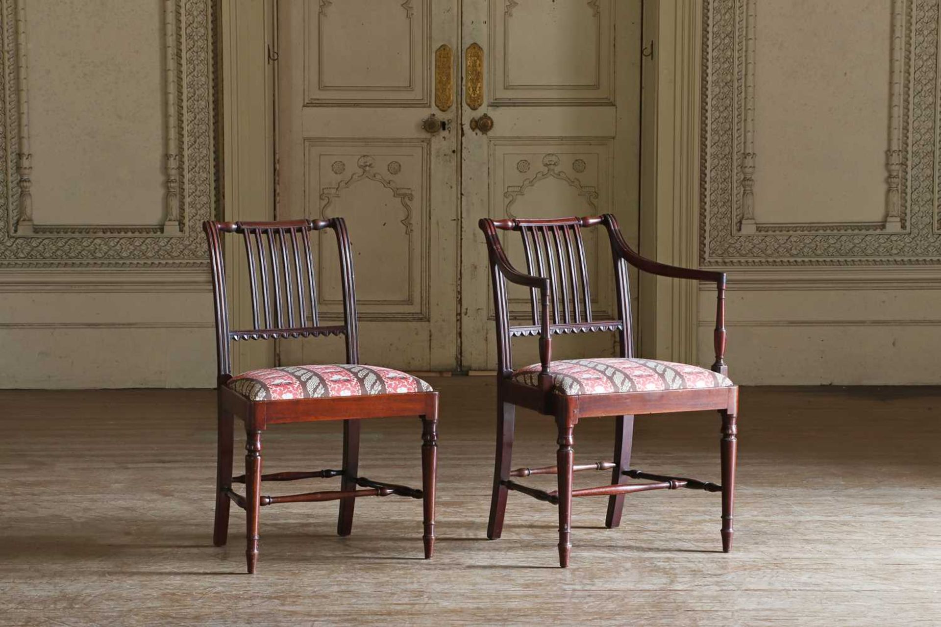 ☘ A set of six Regency rail-back dining chairs, - Bild 2 aus 13