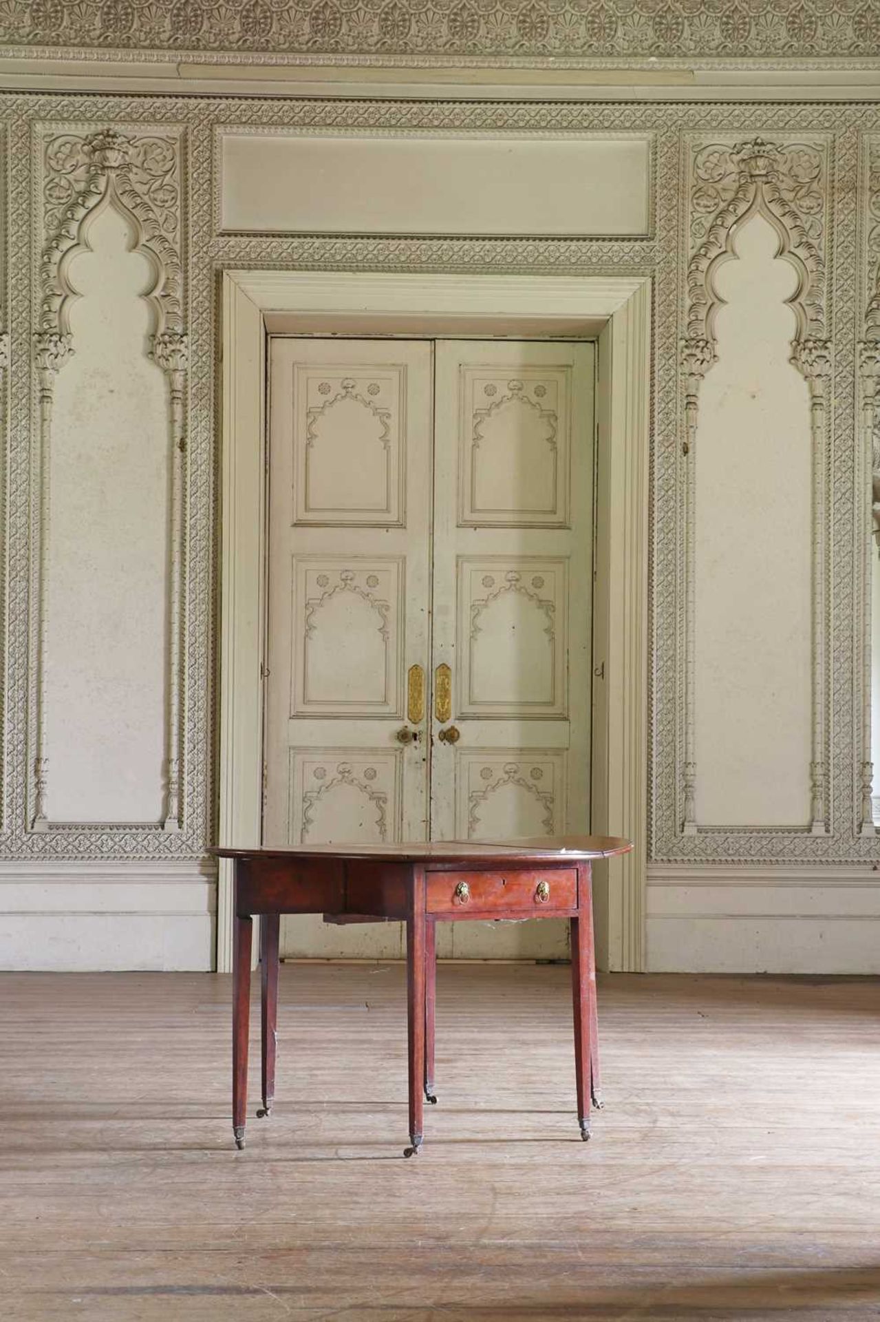 ☘ A George III mahogany Pembroke table, - Bild 5 aus 5