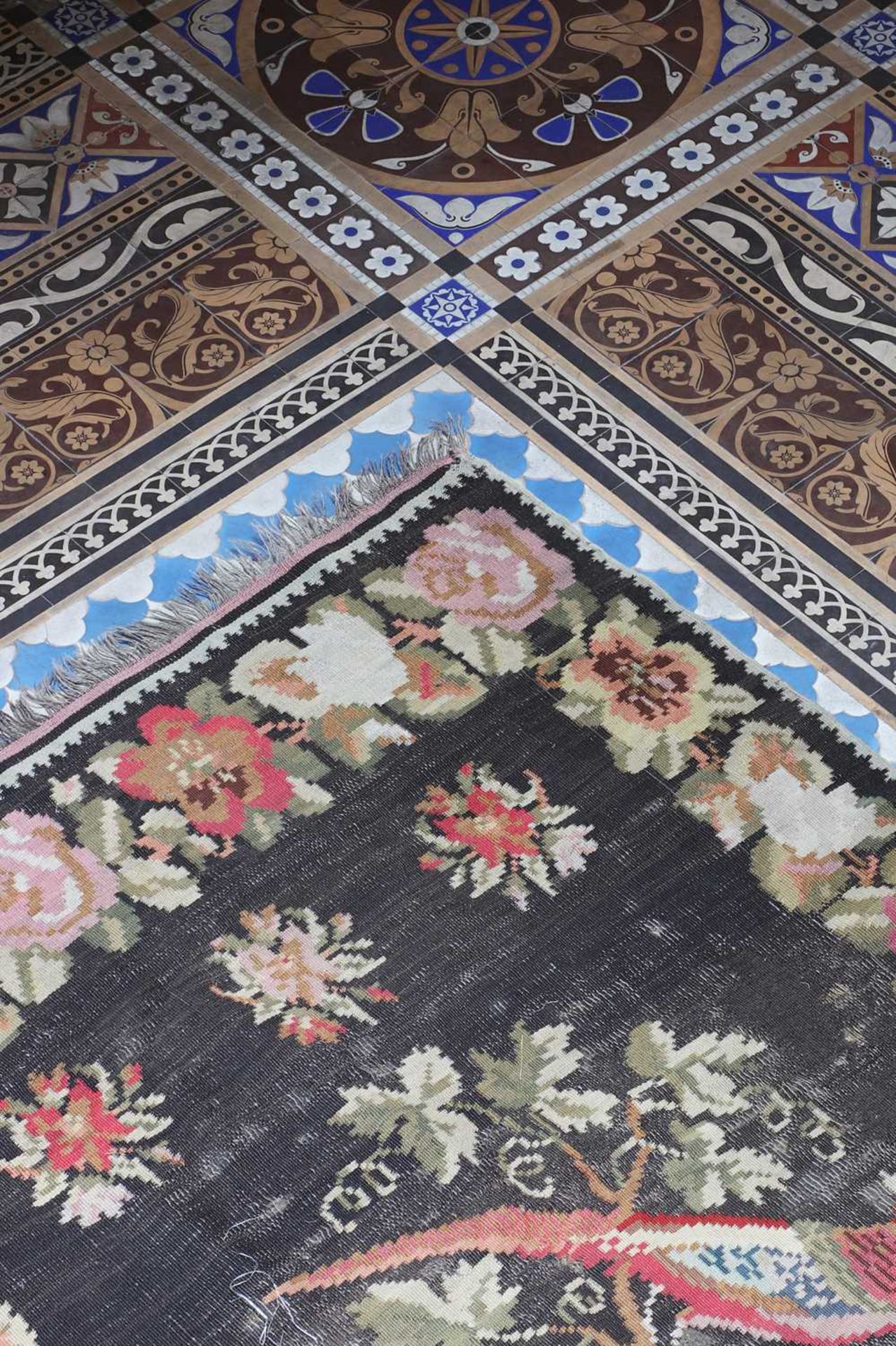 ☘ A Bessarabian flat-weave rug, - Image 6 of 7
