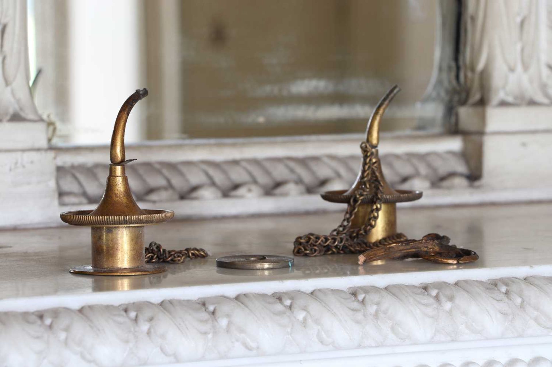 ☘ A pair of Regency gilt and patinated bronze candelabra, - Bild 10 aus 36