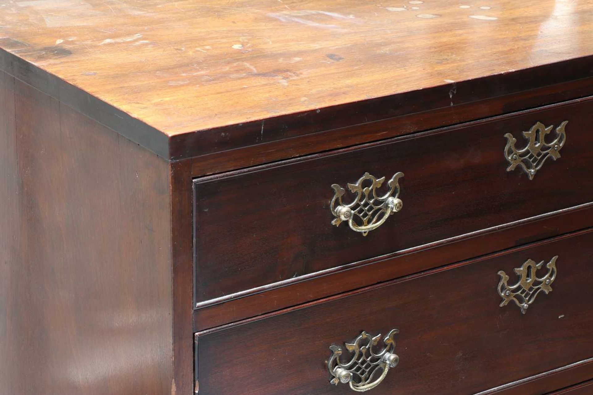 A George III mahogany chest of drawers, - Image 4 of 6