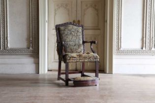 ☘ A George II mahogany master's chair,