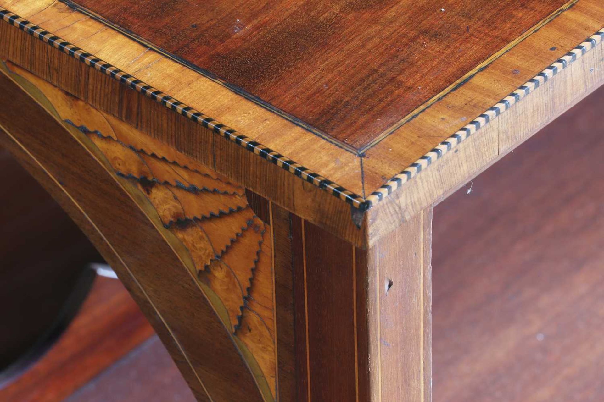 ☘ An Edwardian mahogany centre table, - Image 2 of 4