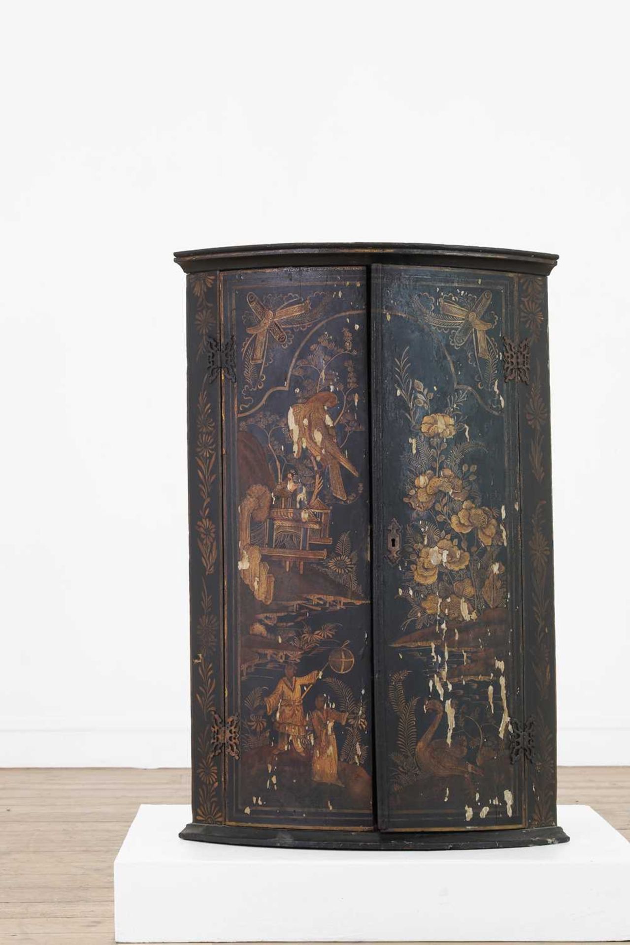 A Queen Anne-style black Japanned corner cupboard, - Image 4 of 9