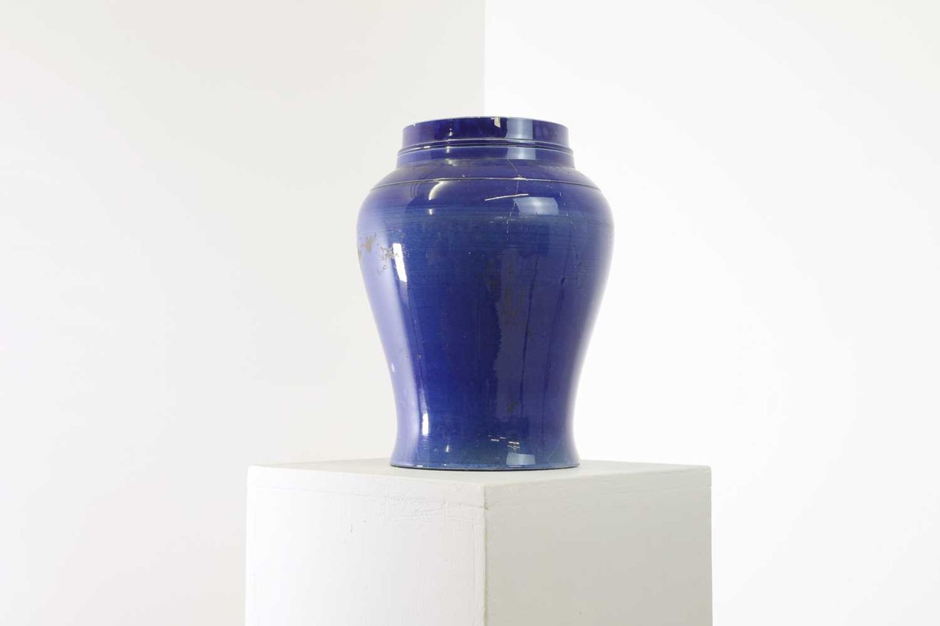 A glazed pottery vase, - Image 2 of 17