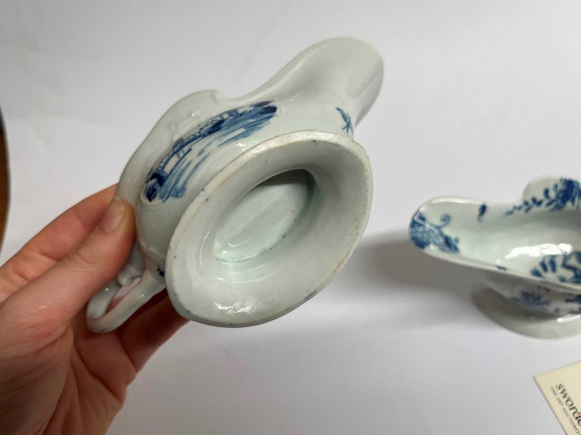 A pair of Worcester blue and white porcelain sauce boats, - Image 14 of 15