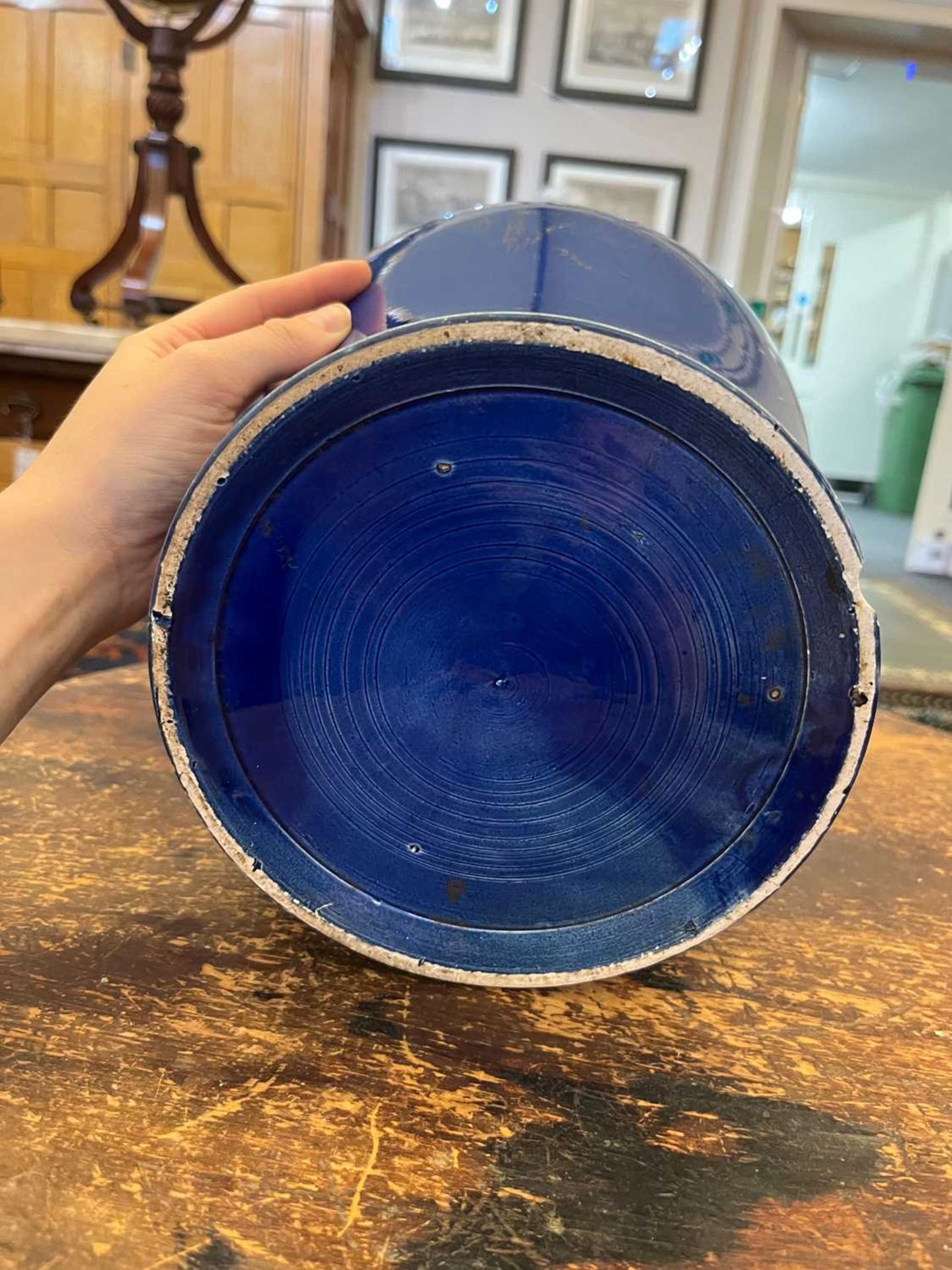 A glazed pottery vase, - Image 16 of 17