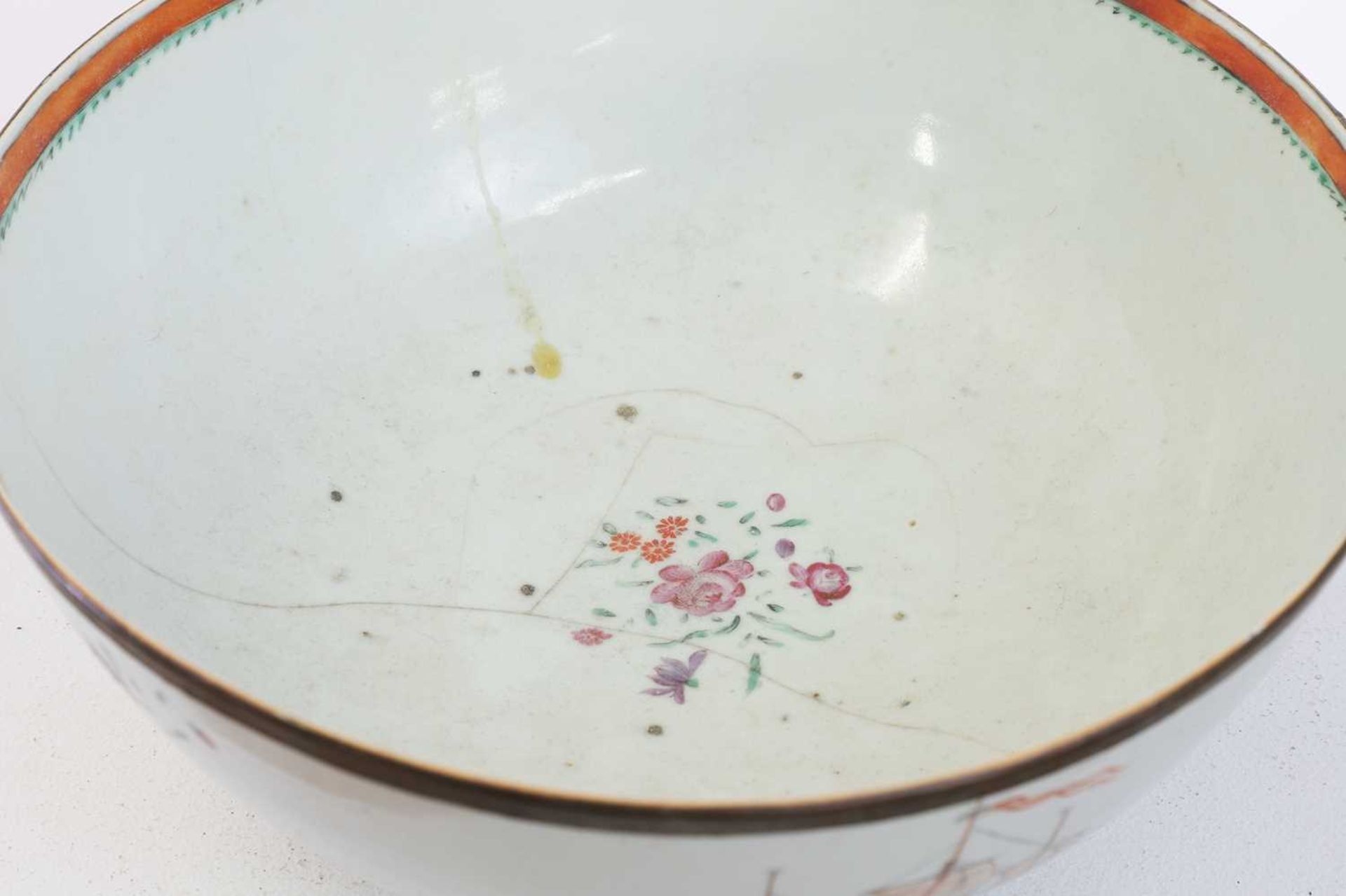 An export porcelain punchbowl - Image 5 of 6