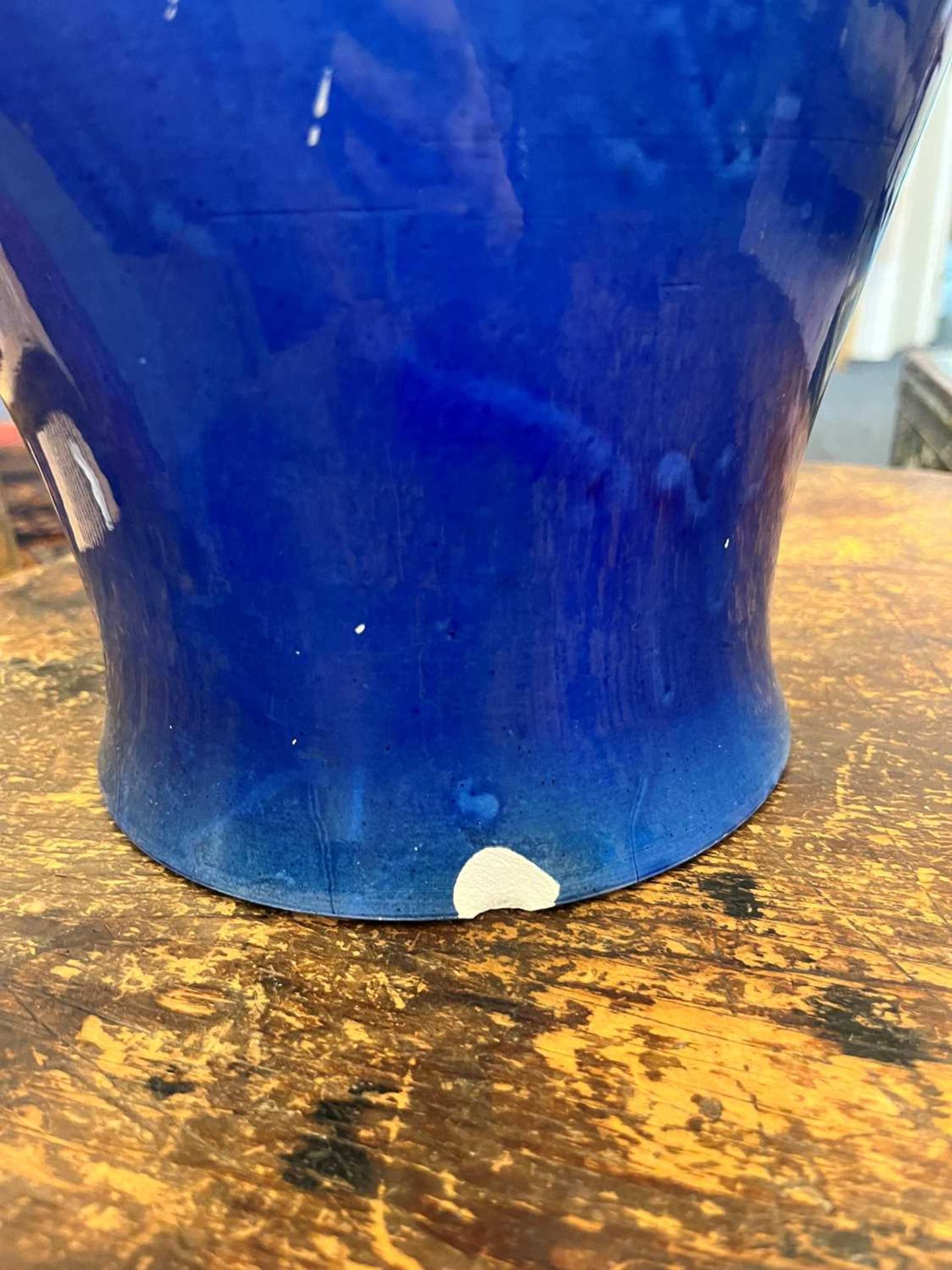 A glazed pottery vase, - Image 12 of 17