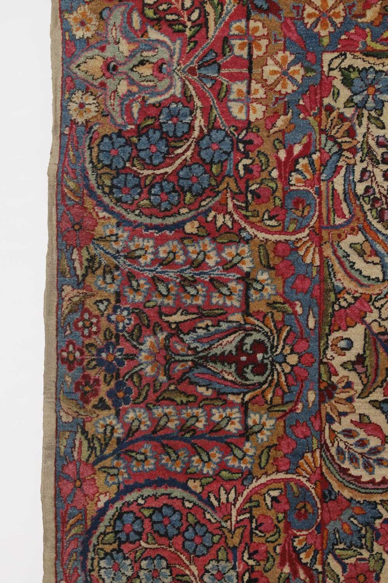 A Kirman wool carpet, - Image 4 of 5