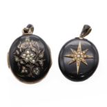 A Victorian onyx and split pearl oval mourning pendant,