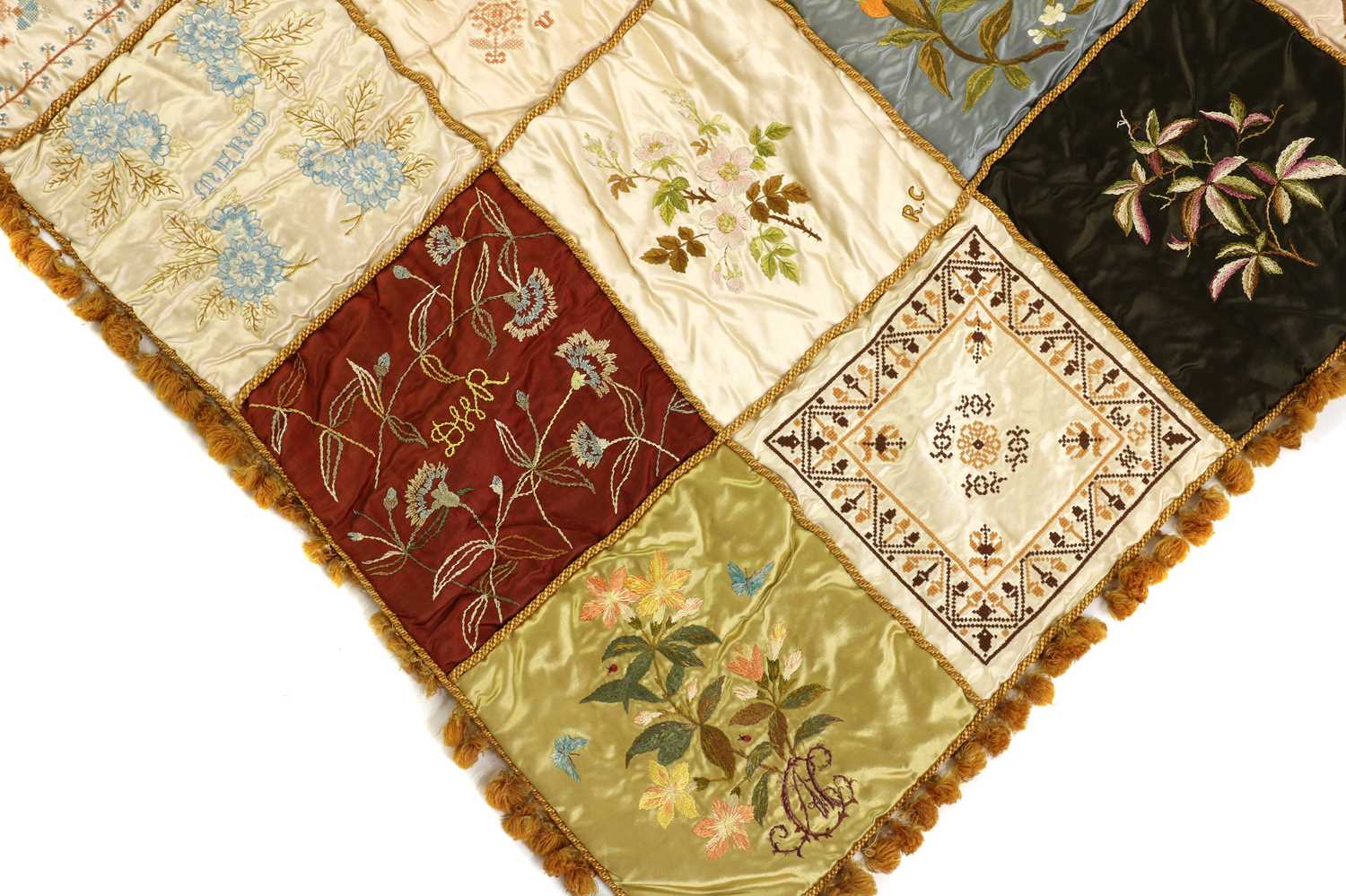 A Victorian hand-embroidered quilt, - Image 4 of 6