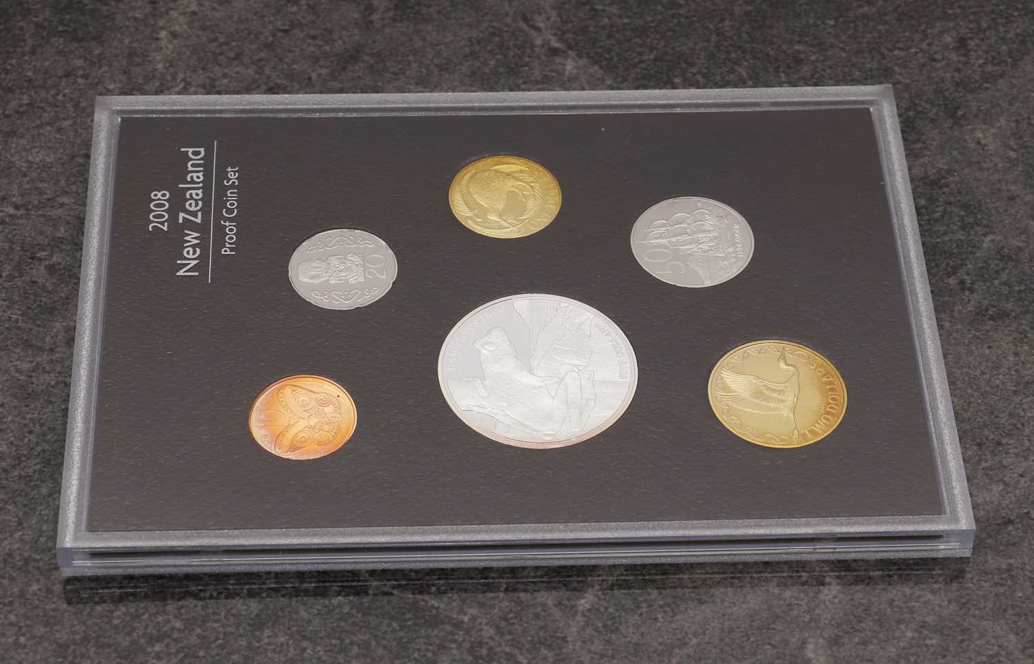 A collection of uncirculated Australian New Zealand mint coins, - Image 18 of 18