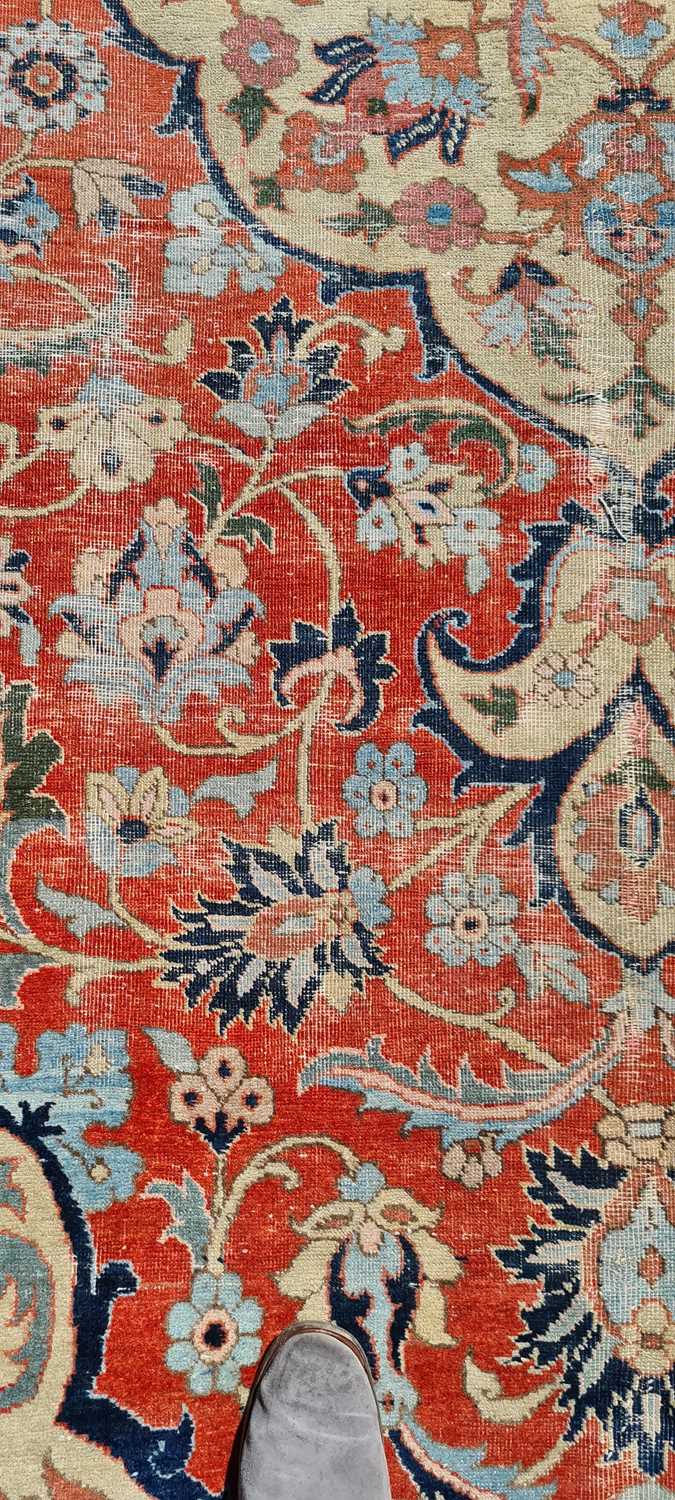 A Heriz wool carpet, - Image 6 of 25