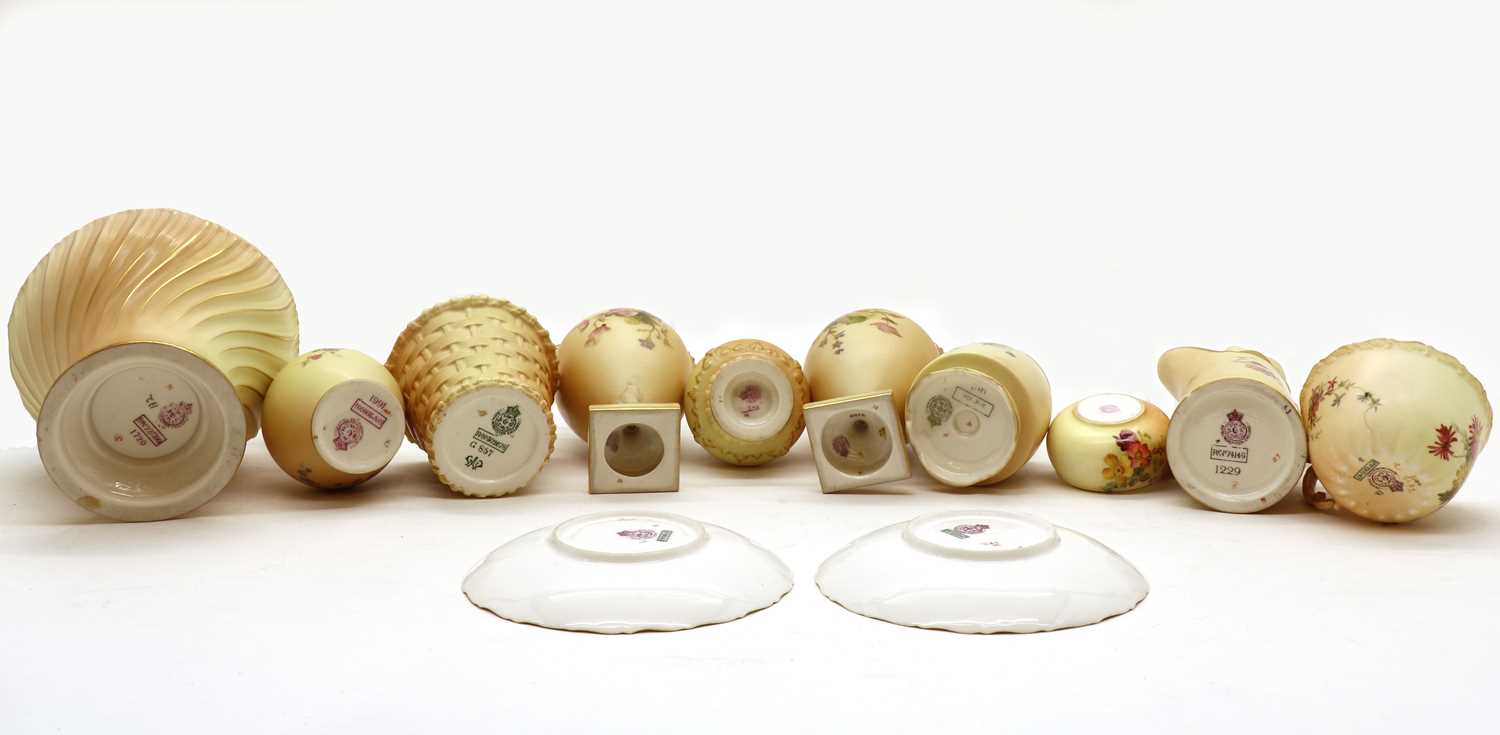 A collection of Royal Worcester blush ivory porcelain - Image 4 of 4