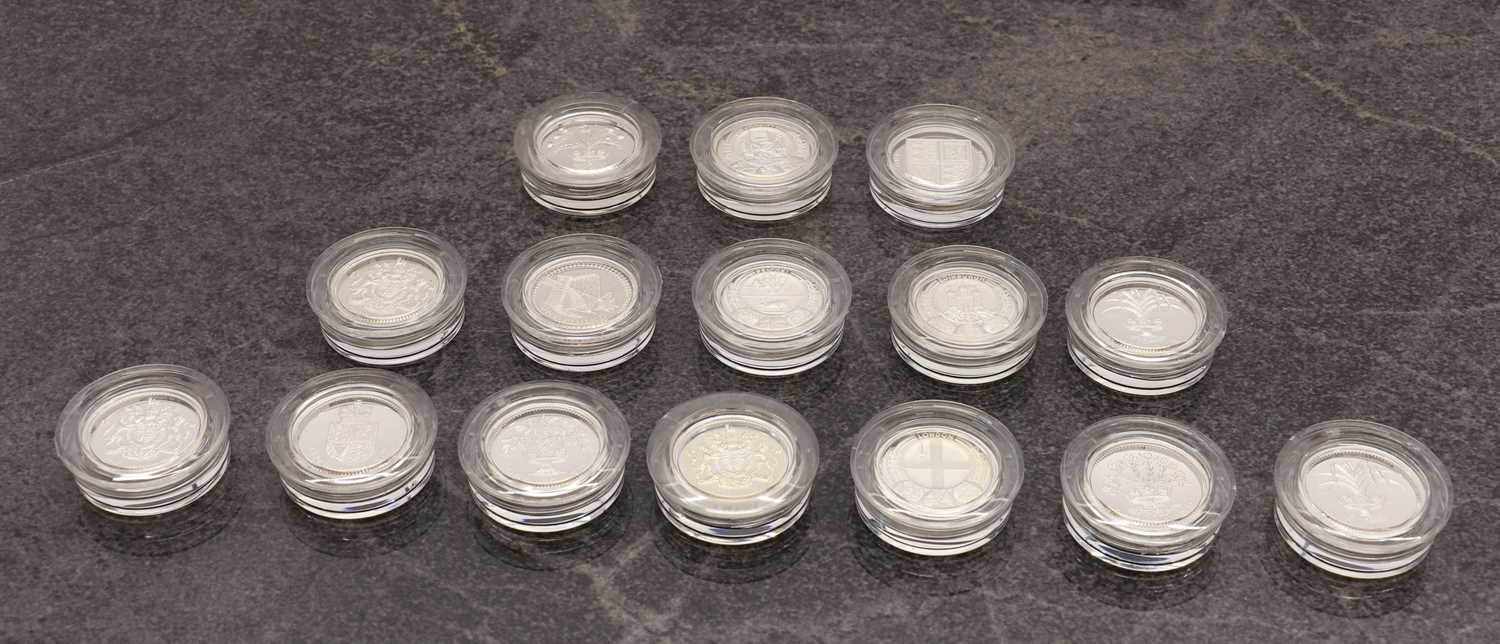 A collection of 15 silver proof £1 coins - Image 2 of 3