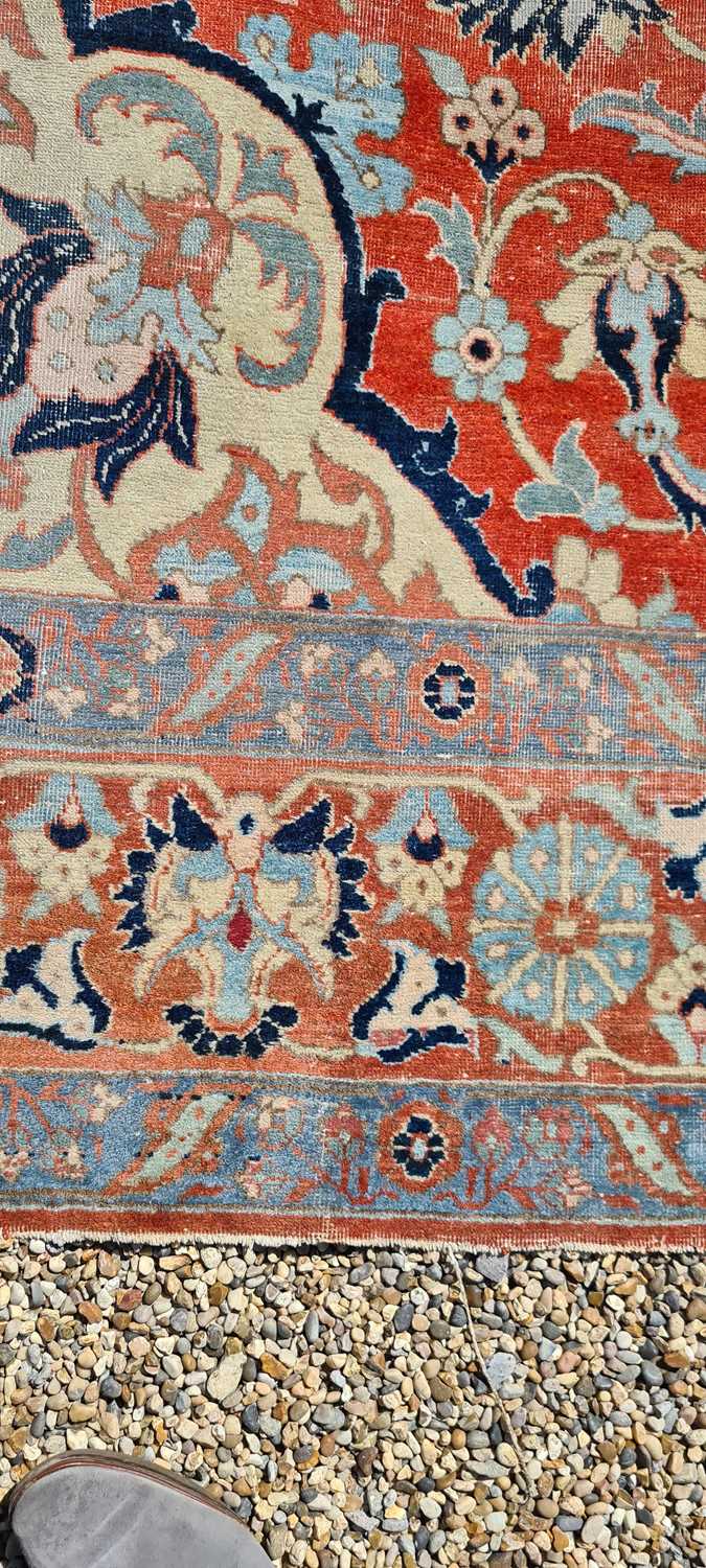 A Heriz wool carpet, - Image 9 of 25