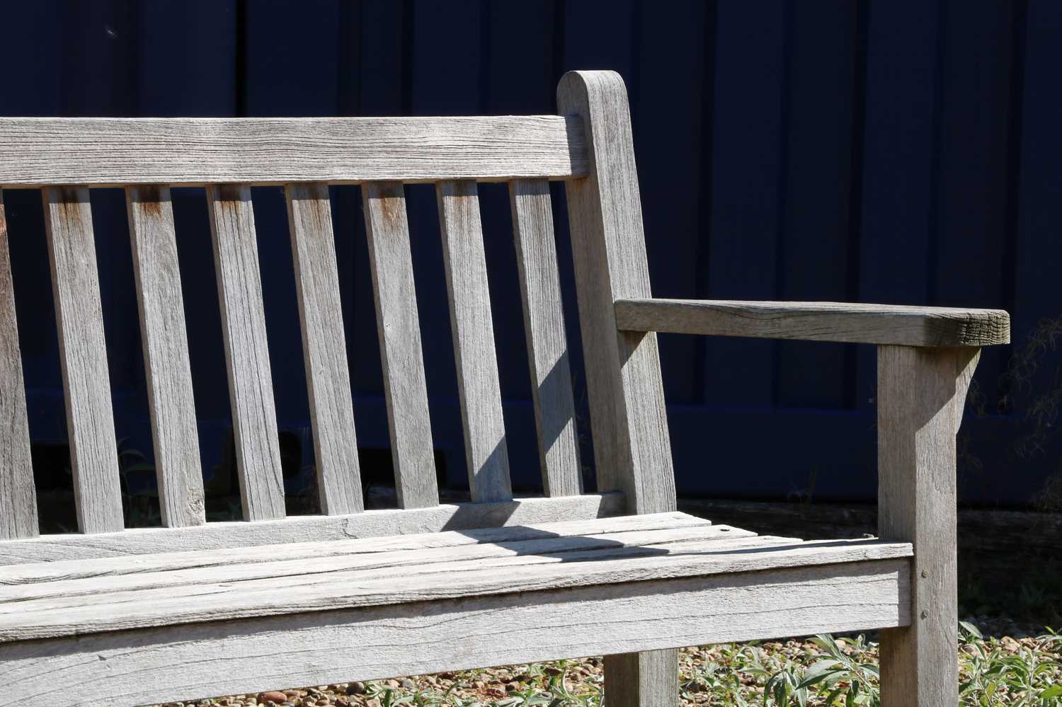 A Barlow Tyrie teak garden bench - Image 3 of 3