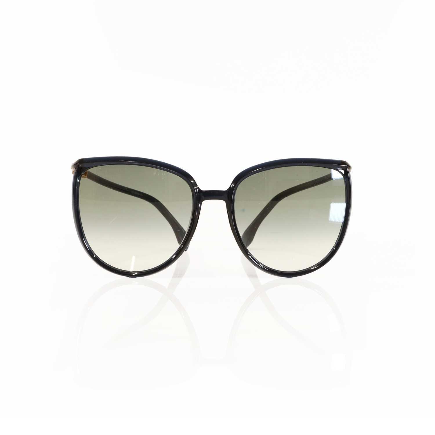 A pair of Christian Dior faux tortoiseshell and silver-rimmed sunglasses, - Image 8 of 9