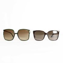 A pair of Gucci faux tortoiseshell framed sunglasses,