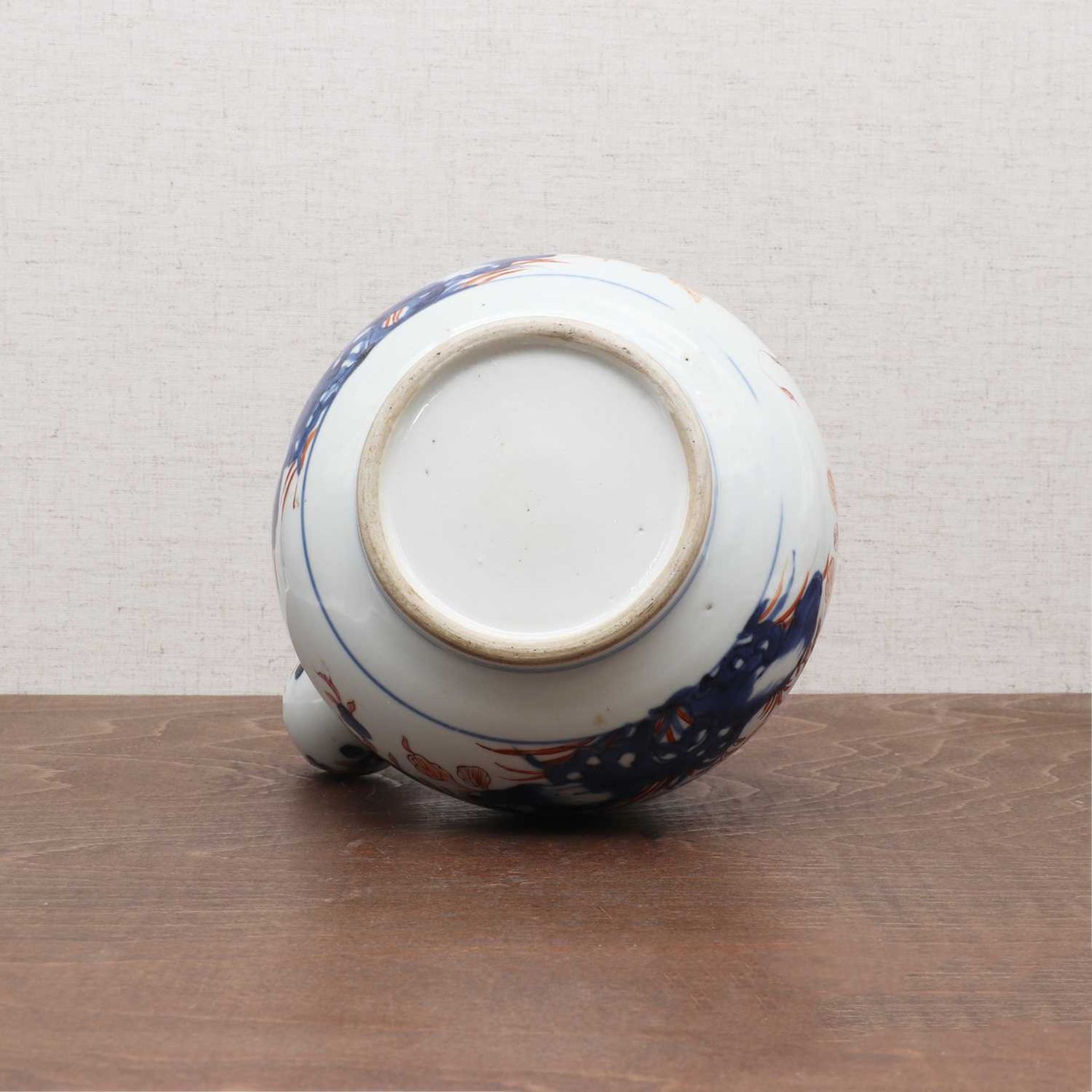 A Chinese Imari kendi vase, - Image 7 of 7