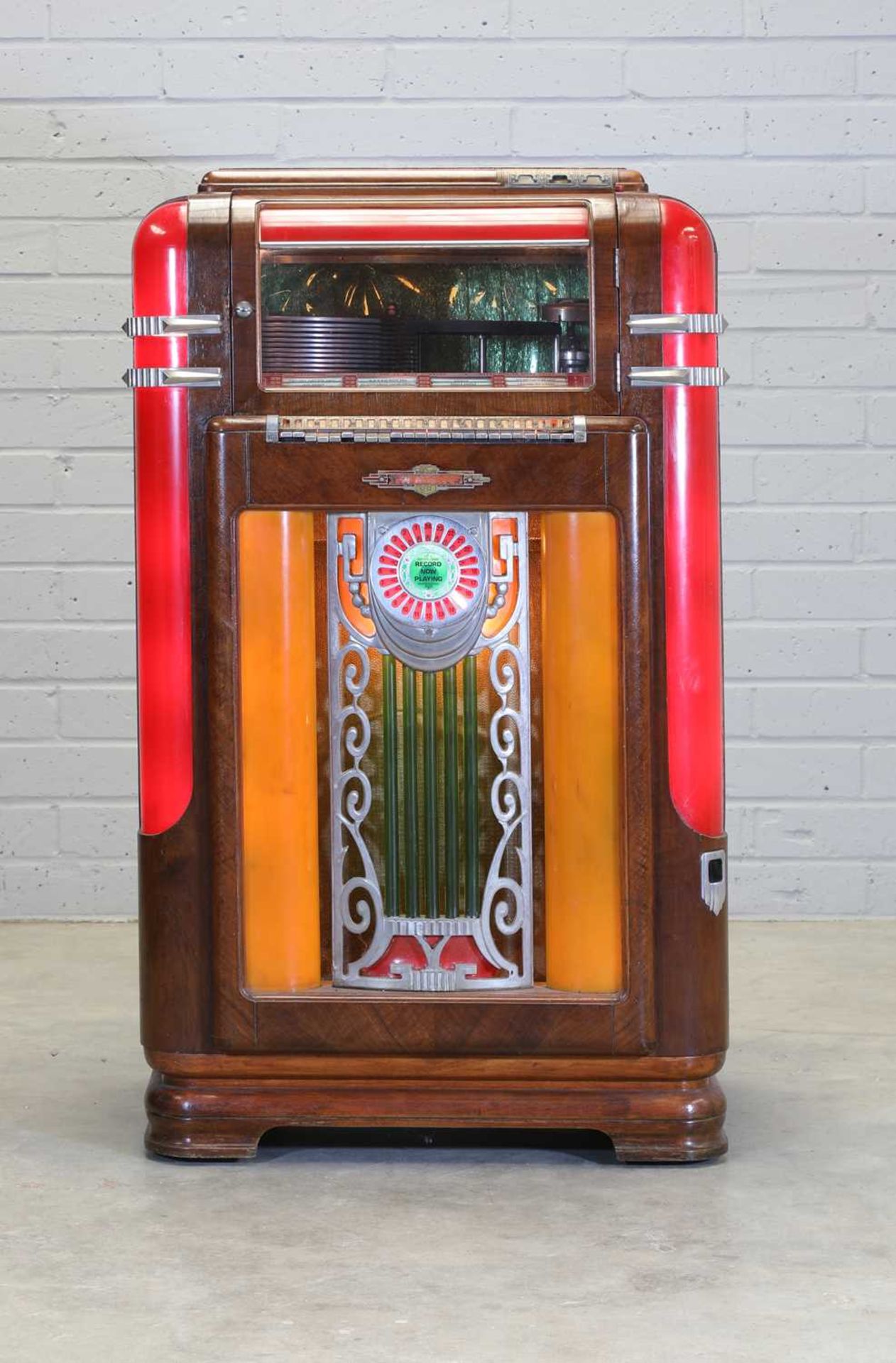 An American 'Wurlitzer 600' jukebox, - Image 3 of 16