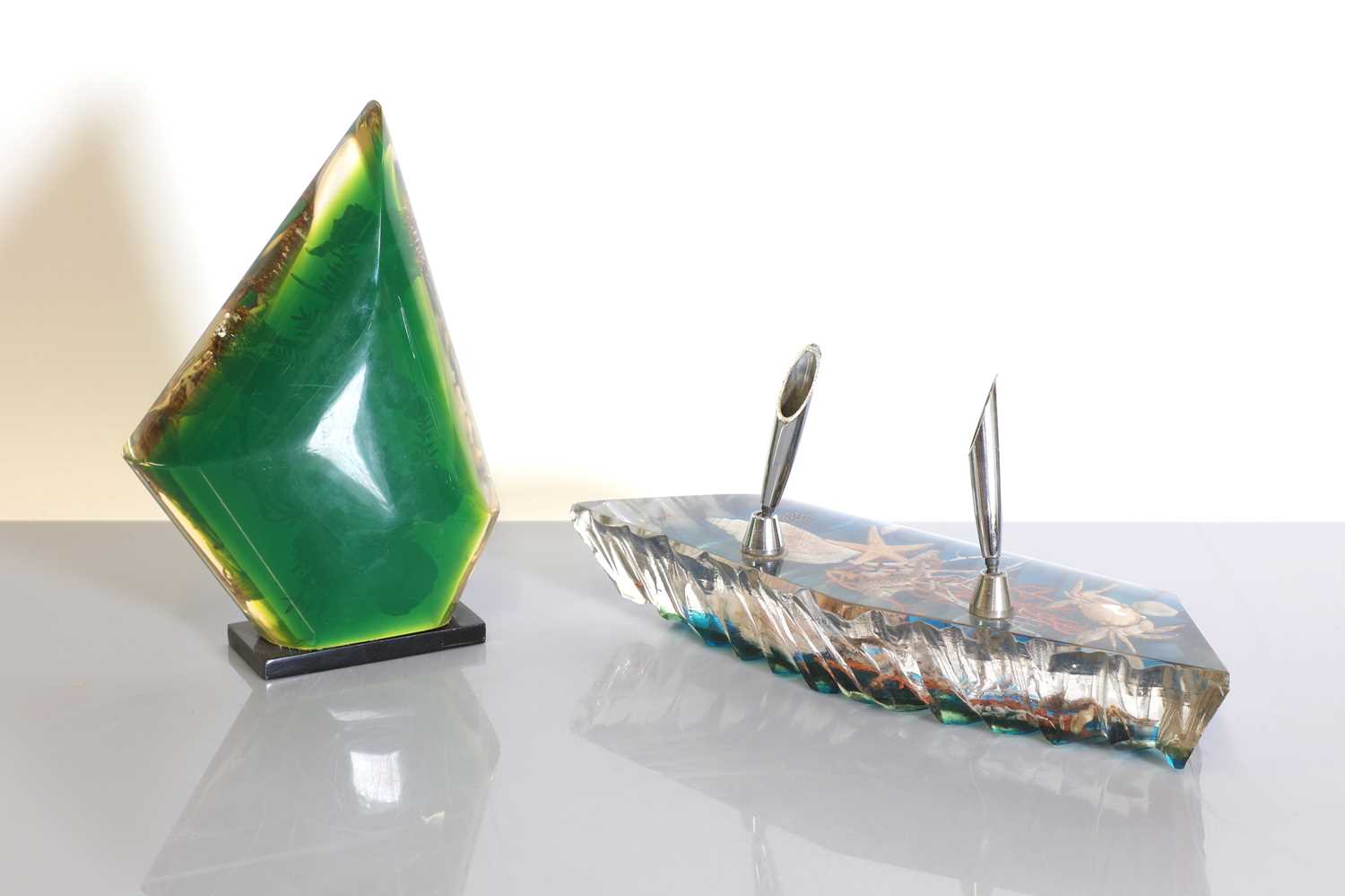 An 'aquarium' Lucite desk stand and paperweight, - Image 3 of 6