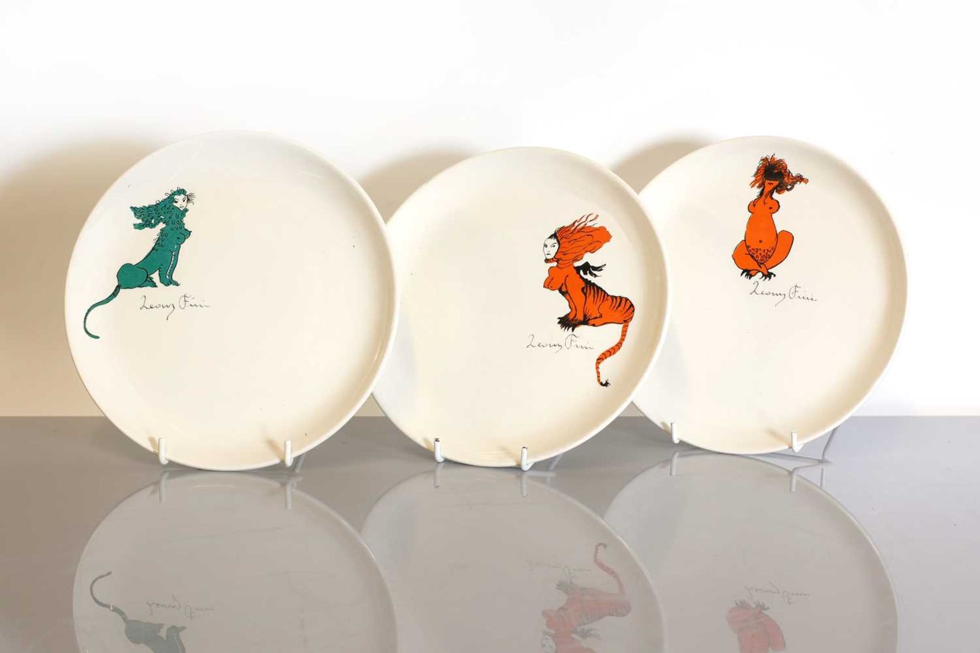 A set of three Italian Laveno pottery plates,