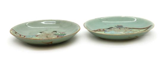 A pair of Chinese porcelain plates,