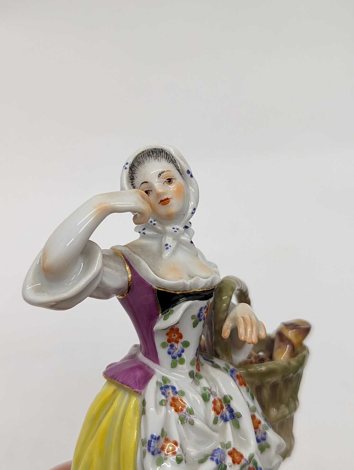 A group of four Meissen porcelain figures - Image 16 of 35