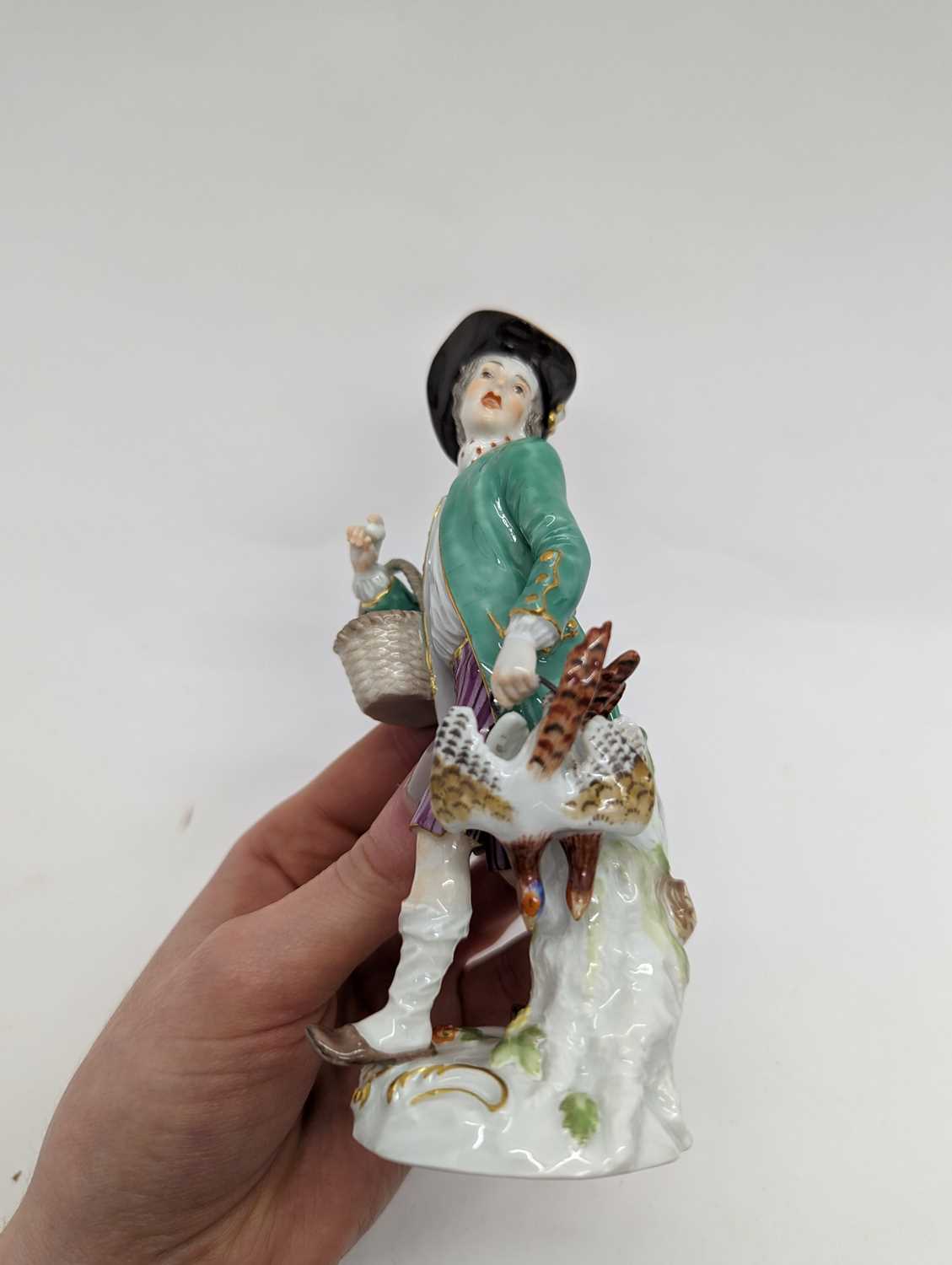 A group of four Meissen porcelain figures - Image 19 of 35