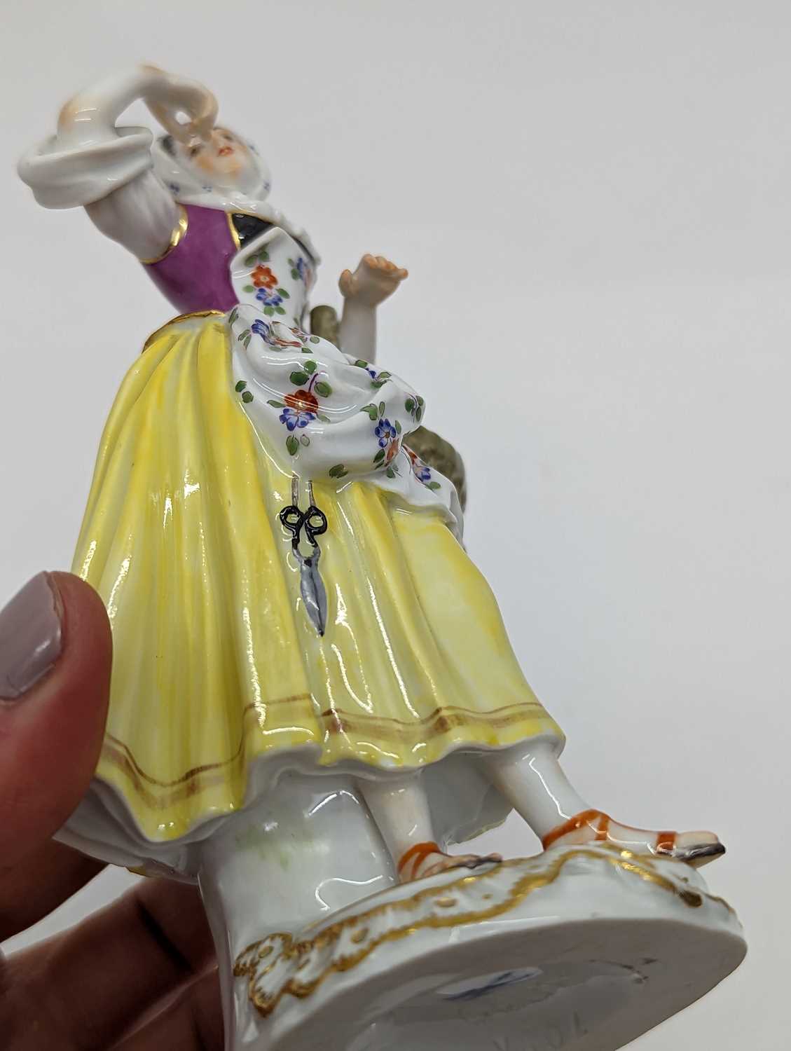 A group of four Meissen porcelain figures - Image 14 of 35