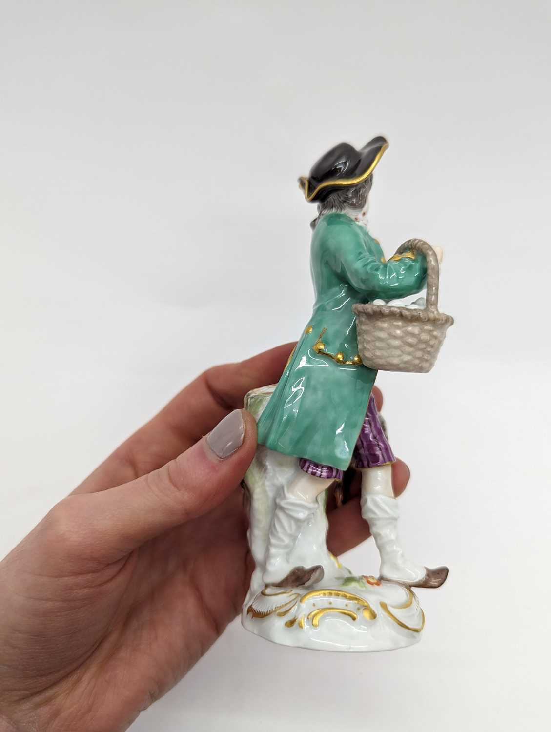 A group of four Meissen porcelain figures - Image 23 of 35