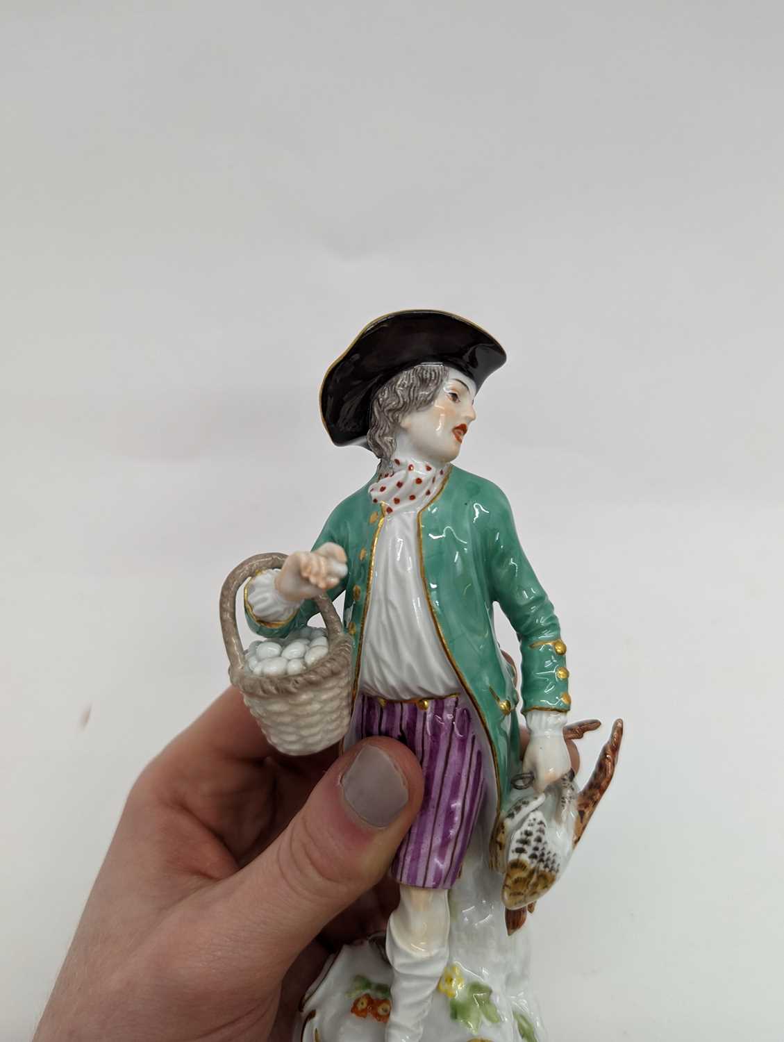 A group of four Meissen porcelain figures - Image 21 of 35