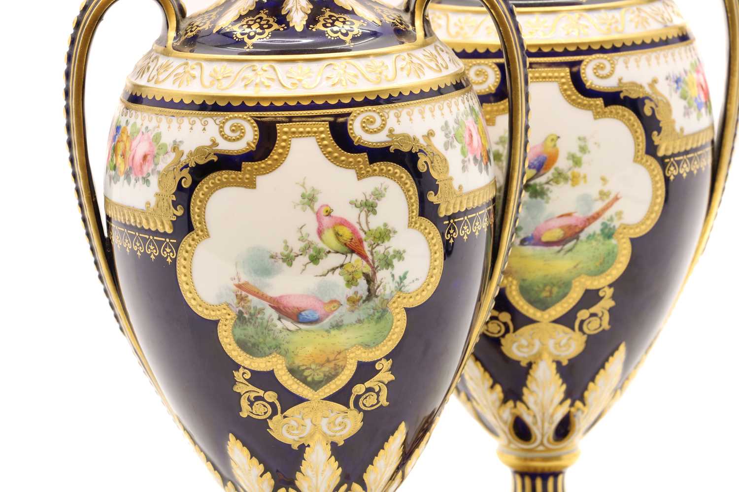 A pair of Royal Crown Derby twin handled vase and covers - Image 3 of 4