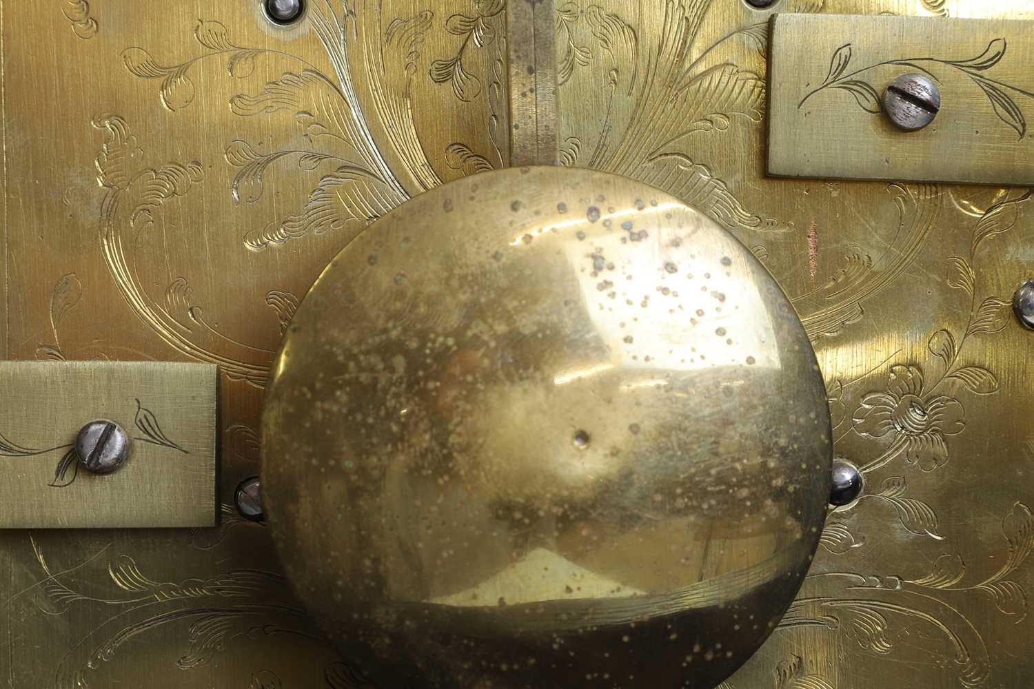 A George III ebonised bracket clock, - Image 6 of 7