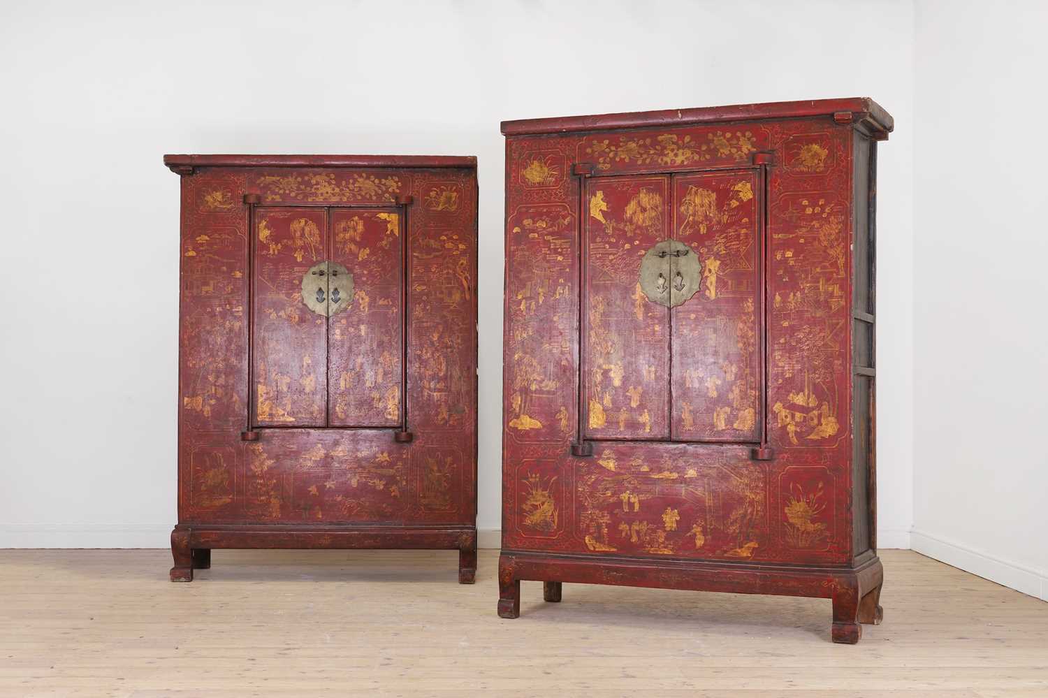 A pair of red-lacquered cabinets, - Image 4 of 10