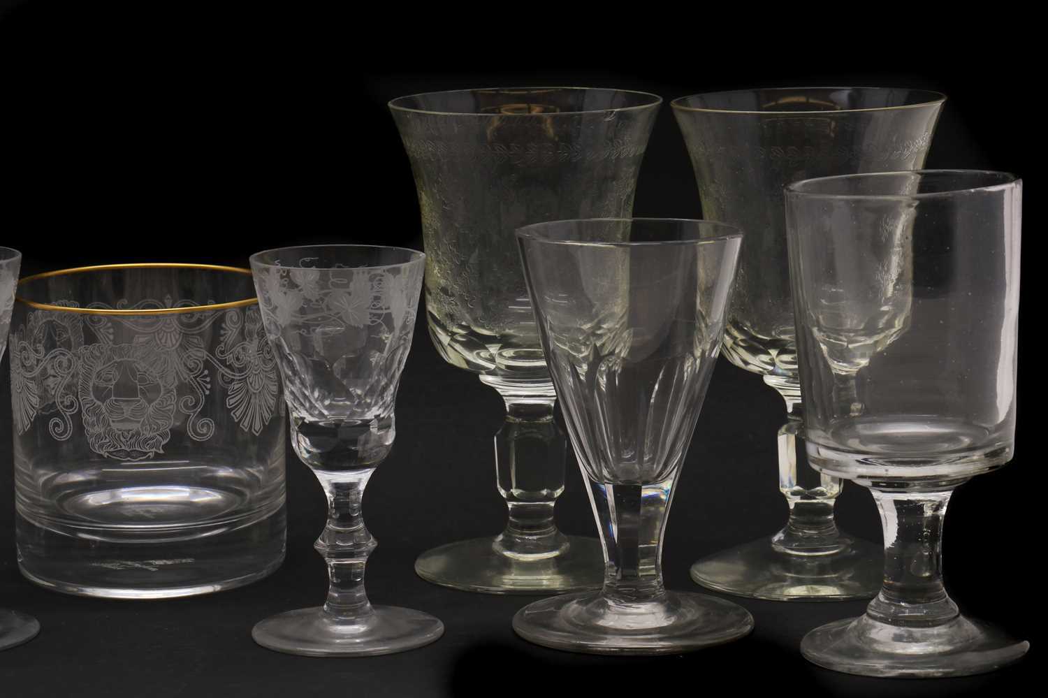 A set of four toasting glasses, - Image 3 of 5