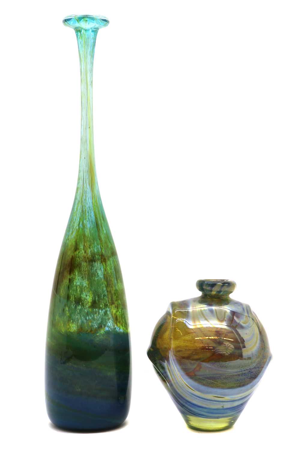 A Mdina glass attenuated bottle vase - Image 2 of 3