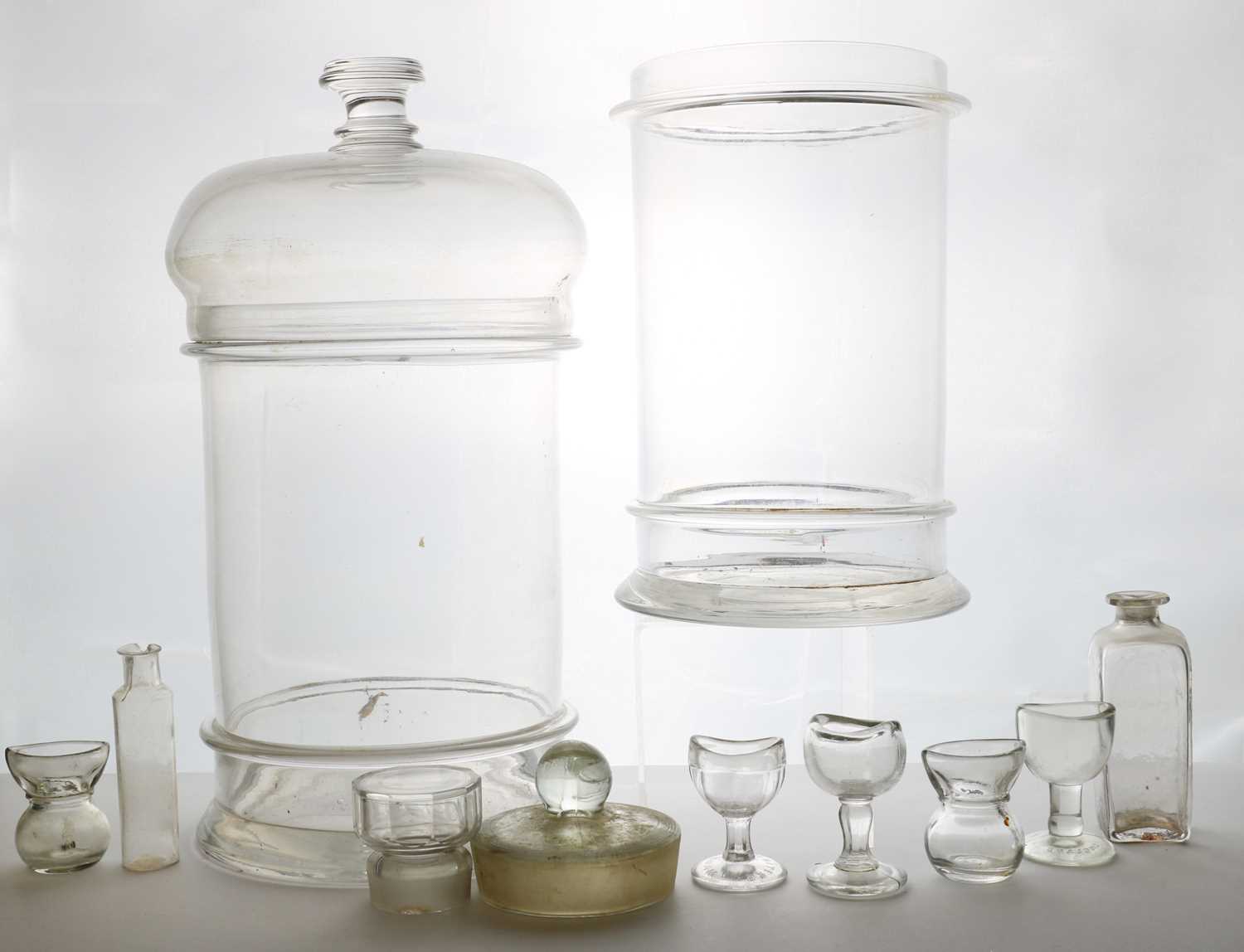 A collection of glass apothecary jars, - Image 6 of 16