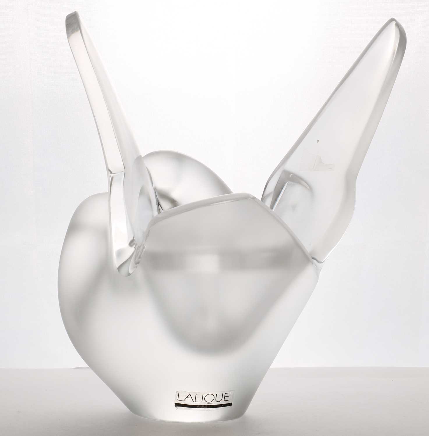 A Lalique glass 'Sylvie' vase - Image 2 of 5