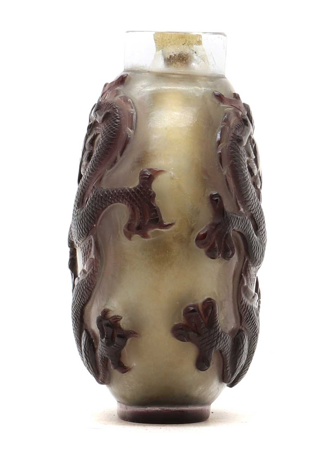 A Chinese glass cased and cut scent bottle - Image 5 of 5