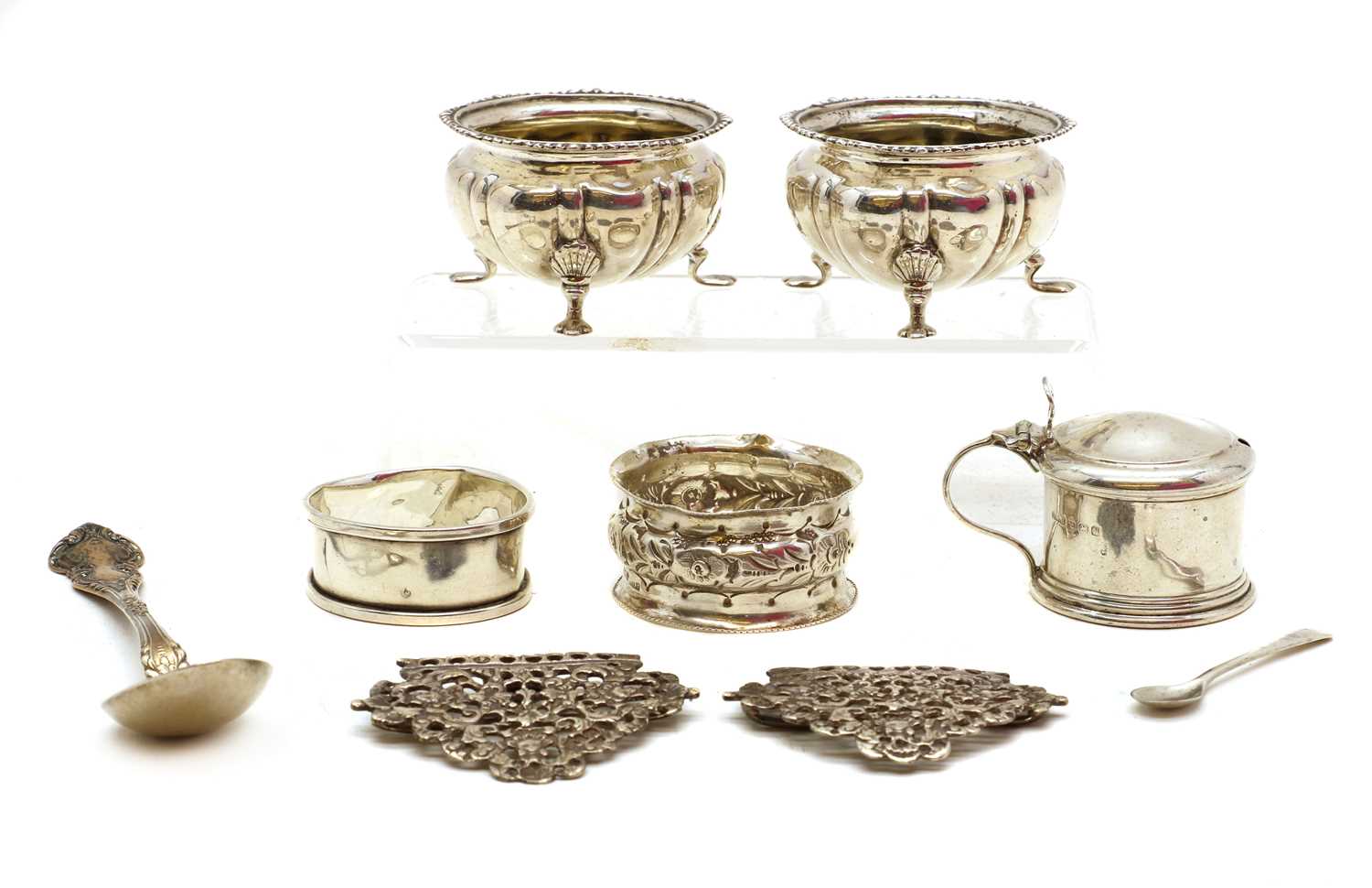 A collection of silver items, - Image 2 of 3
