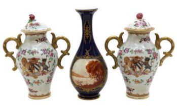 A pair of Samson porcelain vases